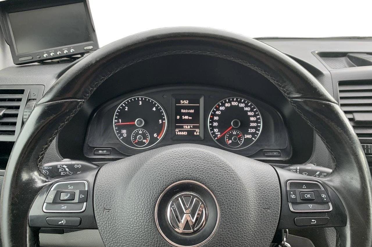 VW Transporter T5 2.0 TDI 4MOTION (140hk) - 14 444 mil - Manuell - vit - 2015