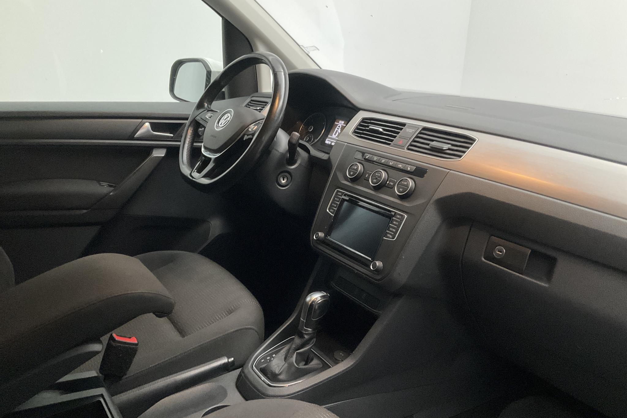 VW Caddy MPV Maxi 2.0 TDI 4MOTION (150hk) - 198 270 km - Automatic - white - 2016