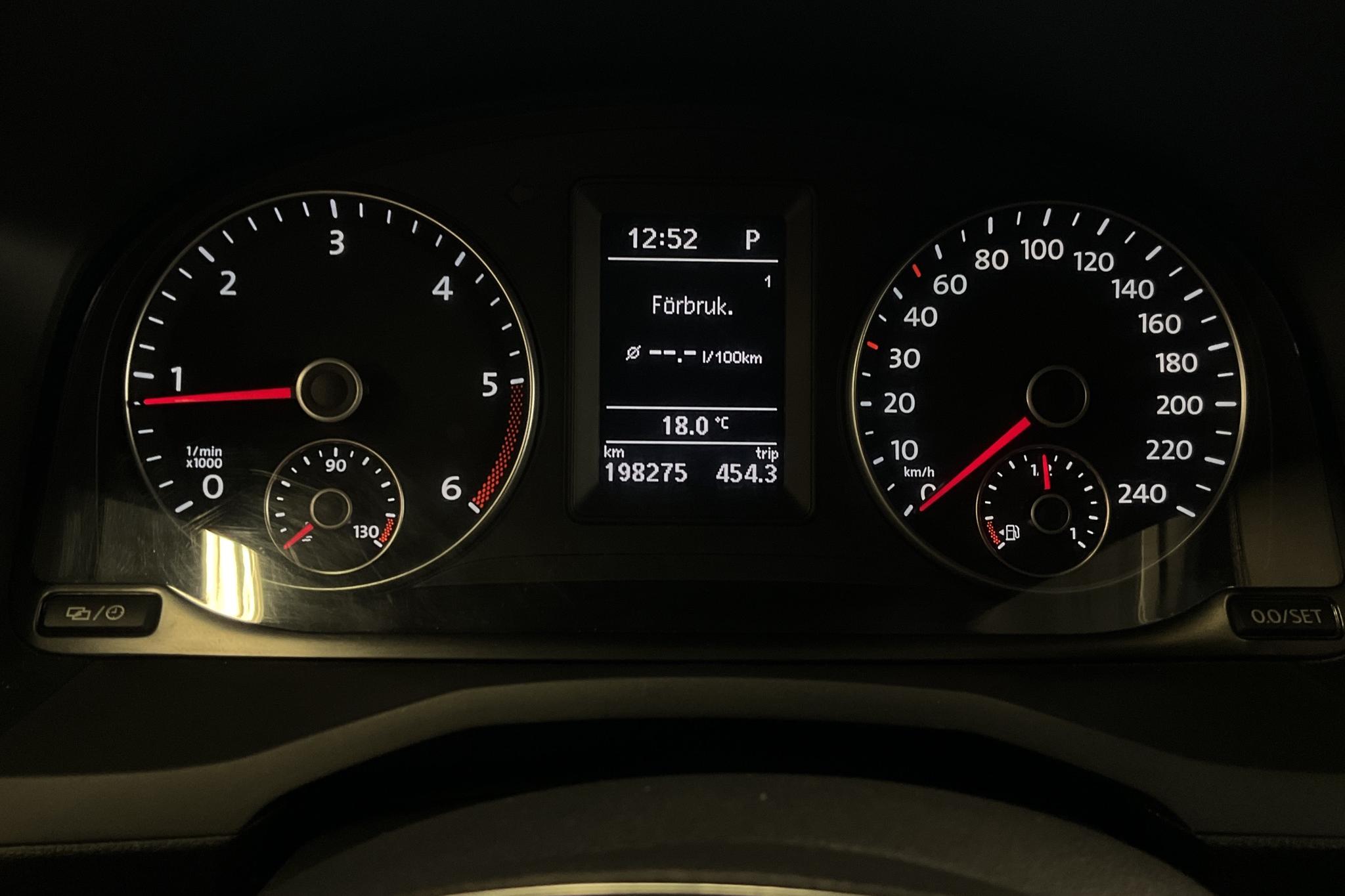 VW Caddy MPV Maxi 2.0 TDI 4MOTION (150hk) - 19 827 mil - Automat - vit - 2016