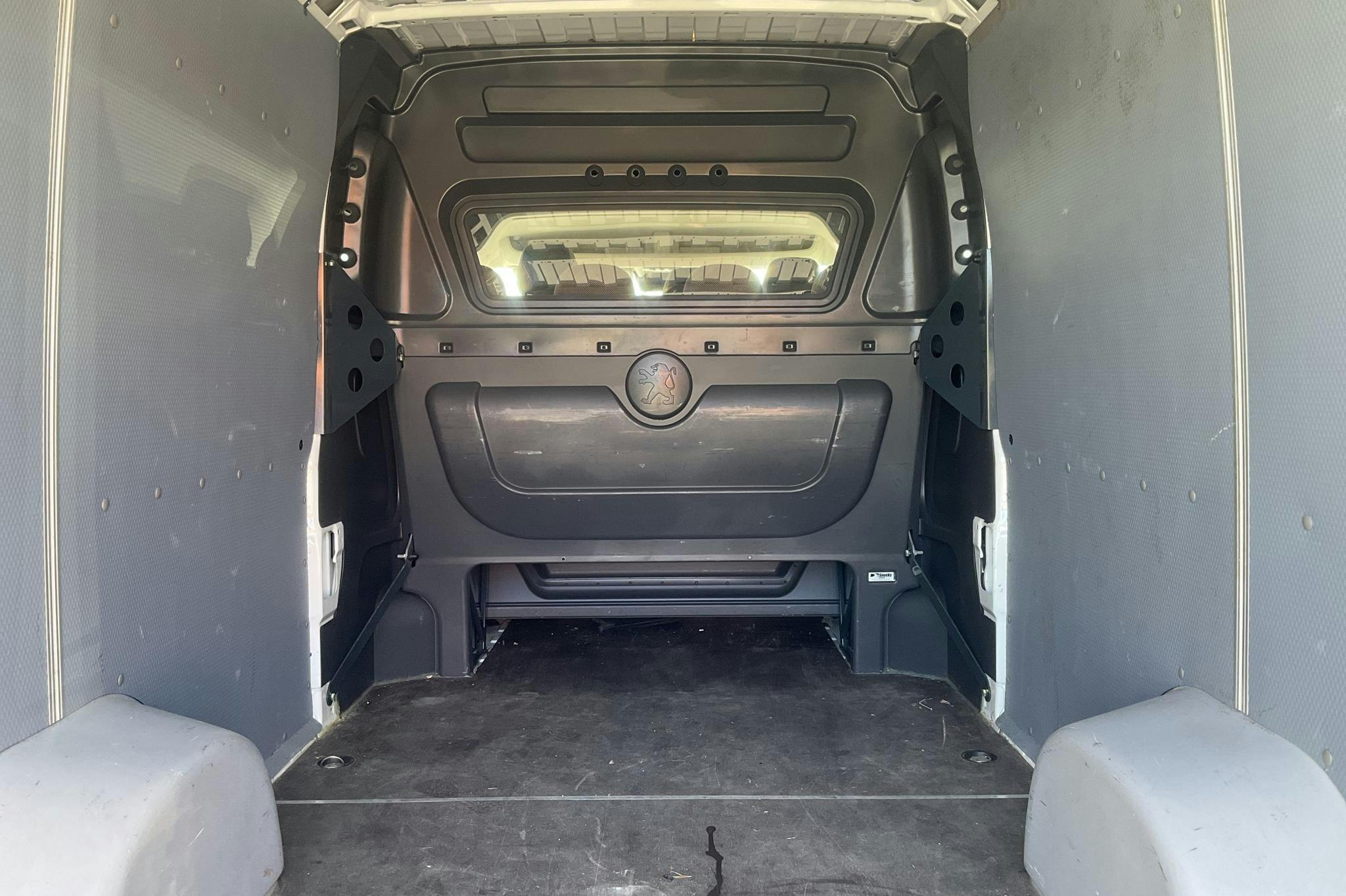 Peugeot Boxer 335 2.0 BlueHDi (163hk) - 47 160 km - Manual - white - 2019