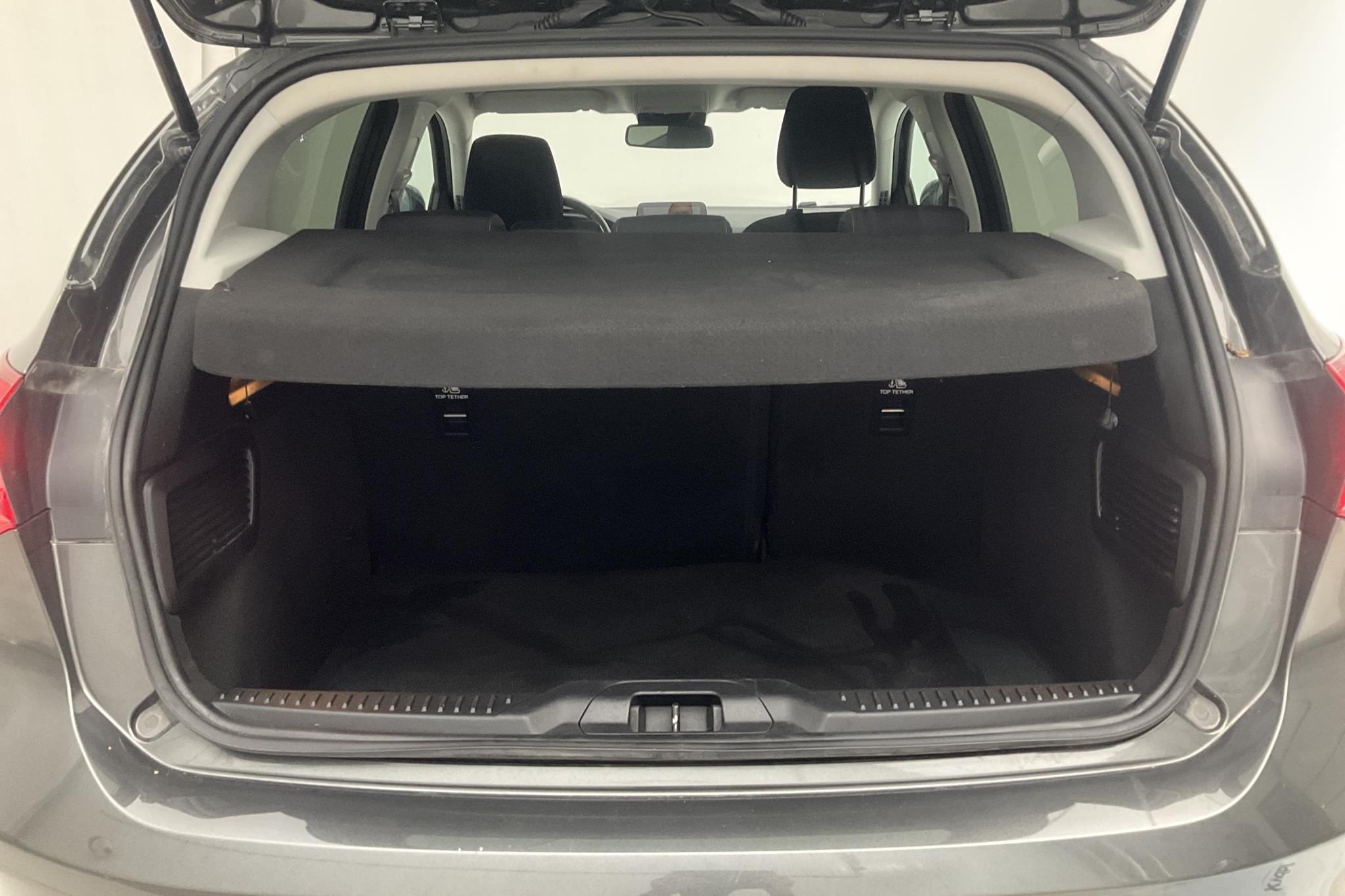 Ford Focus 1.0T EcoBoost 5dr (125hk) - 5 090 mil - Manuell - grå - 2019