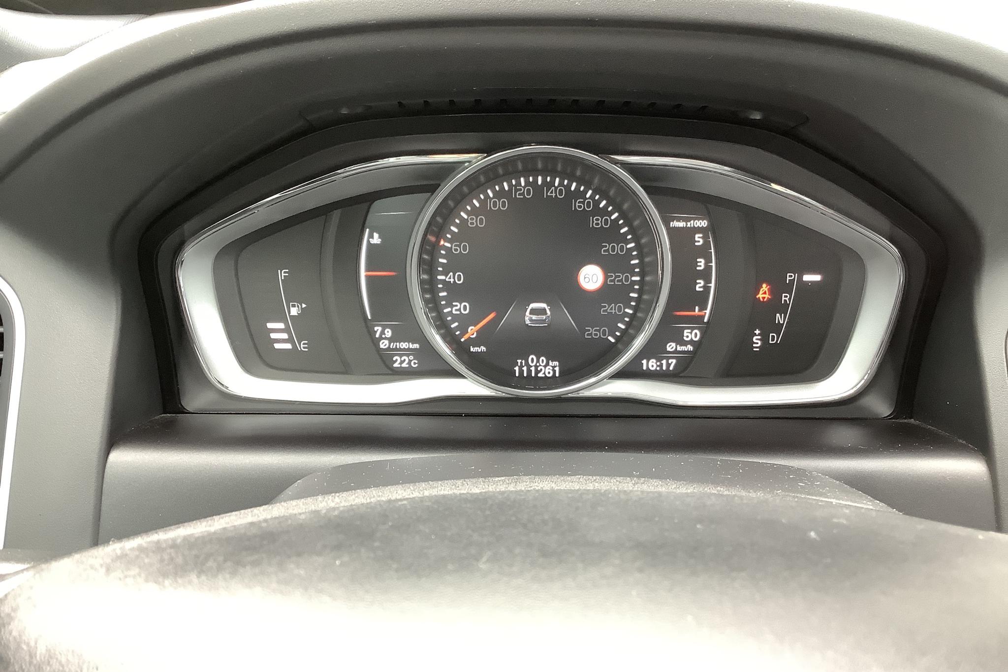 Volvo XC60 D4 AWD (190hk) - 11 126 mil - Automat - vit - 2017