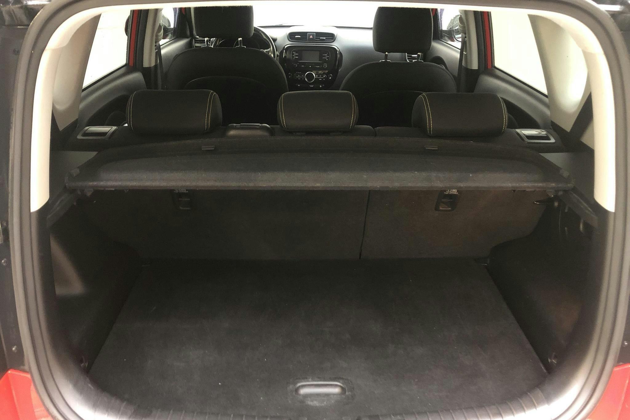 KIA Soul 1.6 CRDi (136hk) - 14 425 mil - Automat - röd - 2016