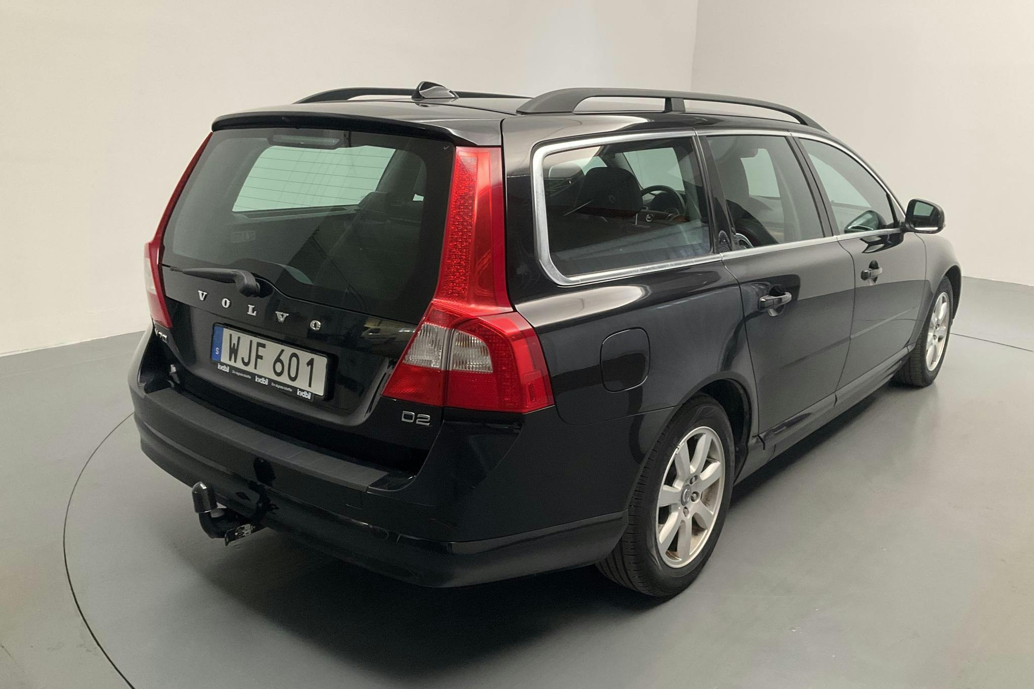 Volvo V70 II D2 (115hk) - 18 424 mil - Automat - svart - 2013