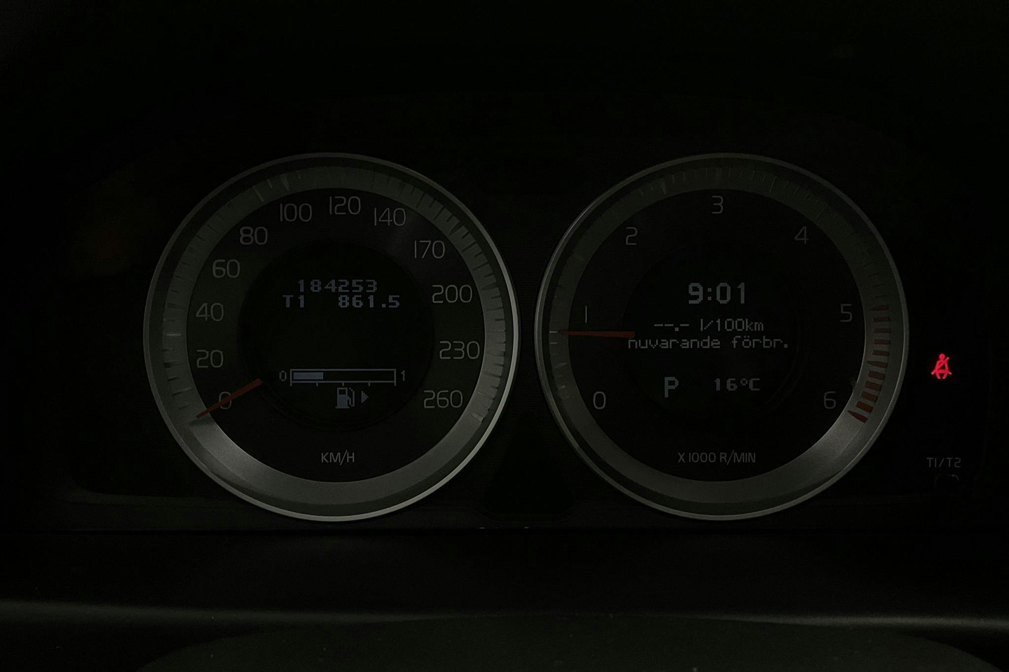 Volvo V70 II D2 (115hk) - 18 424 mil - Automat - svart - 2013