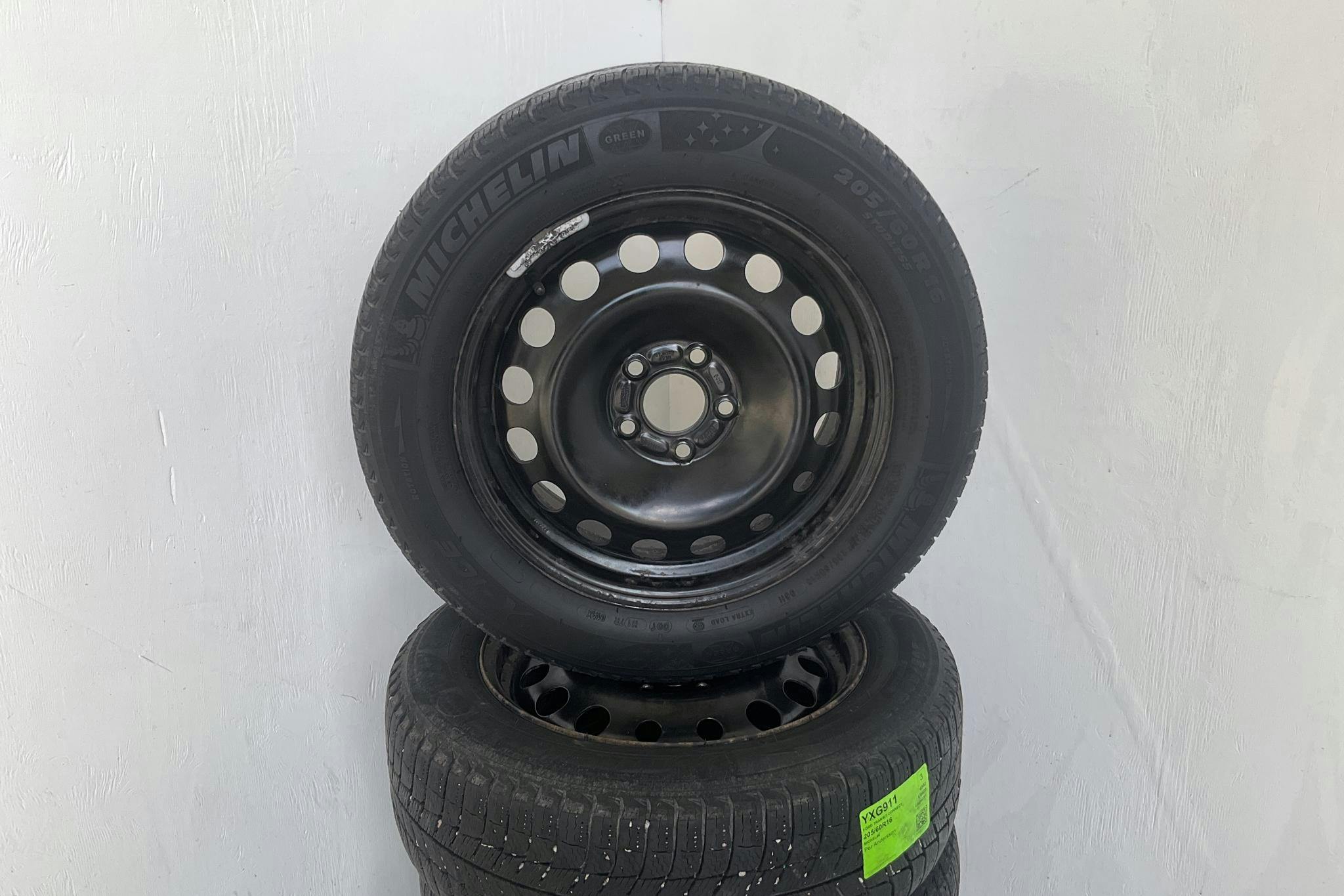 Ford Transit Connect 1.5 TDCi (100hk) - 10 707 mil - Manuell - vit - 2018