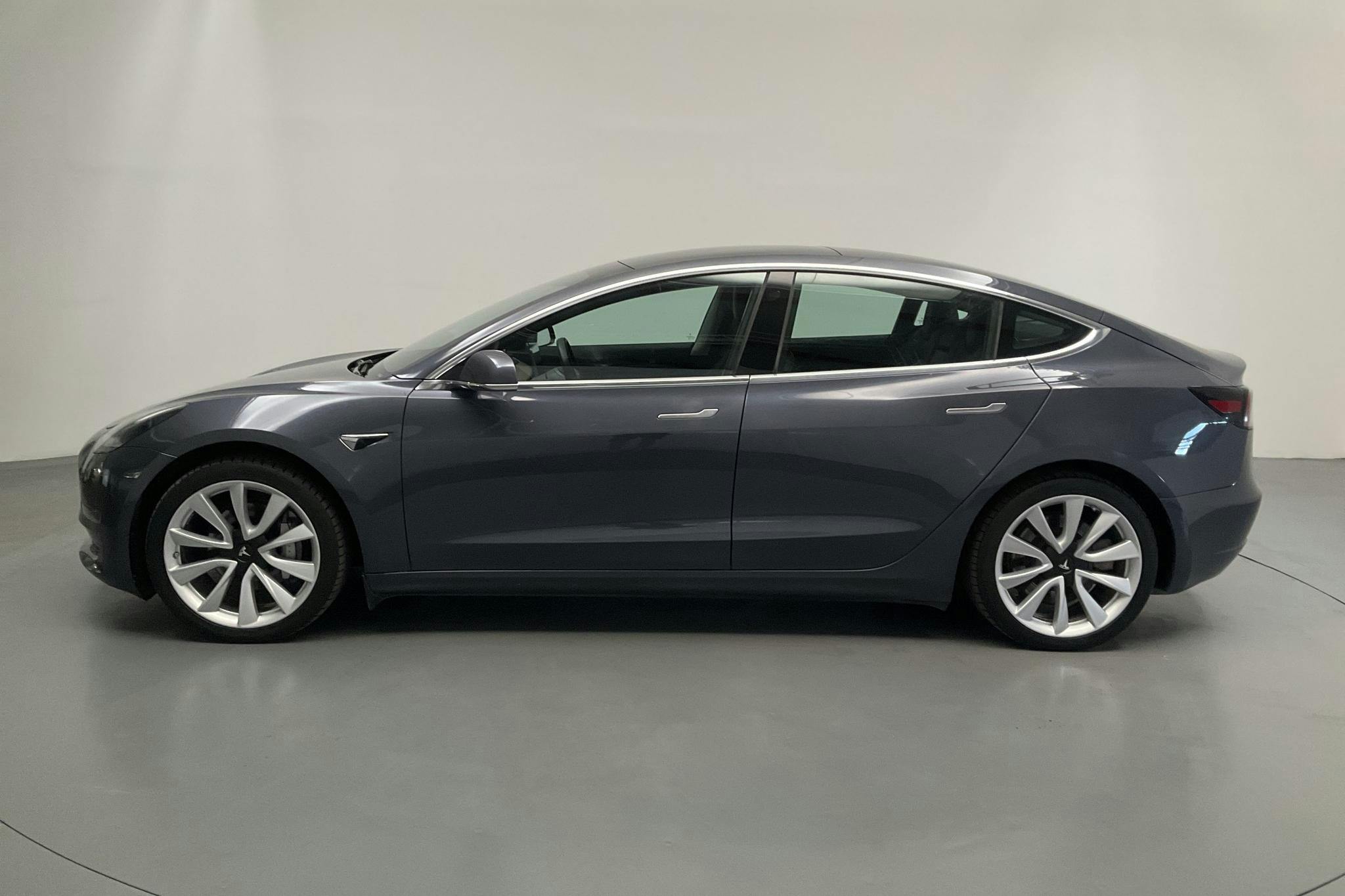 Tesla Model 3 Long Range Dual Motor AWD - 4 934 mil - Automat - grå - 2020