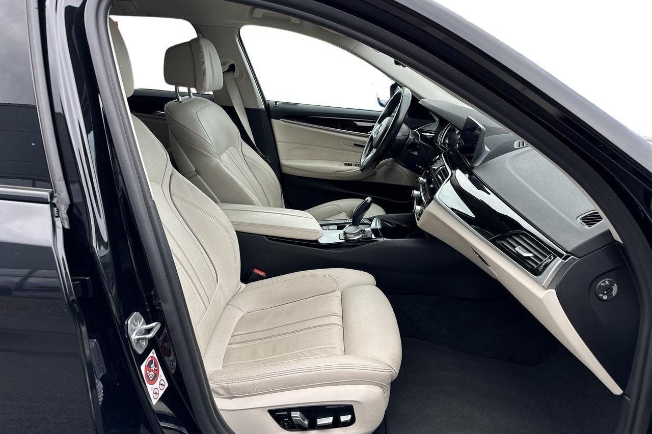 BMW 520d Touring, G31 (190hk) - 20 108 mil - Automat - svart - 2018