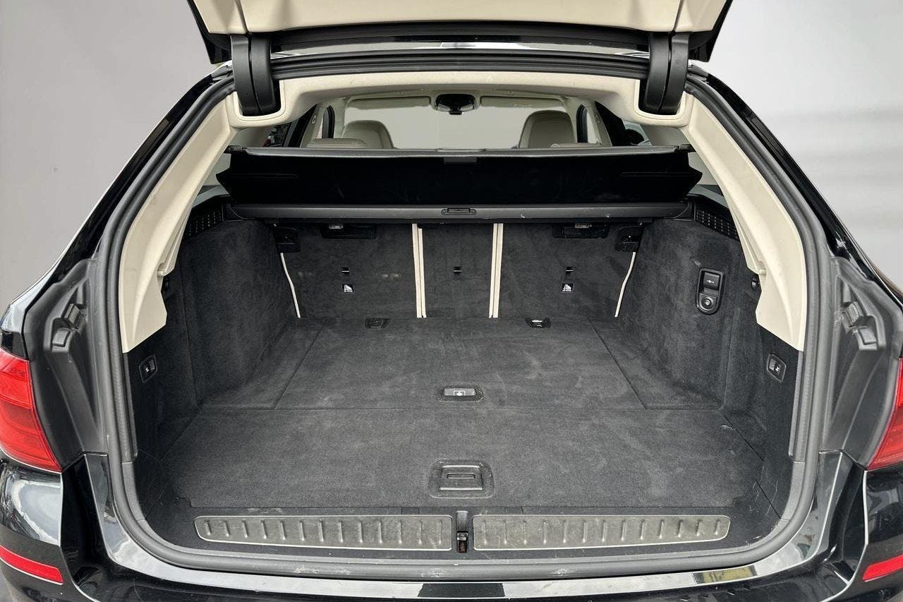 BMW 520d Touring, G31 (190hk) - 20 108 mil - Automat - svart - 2018