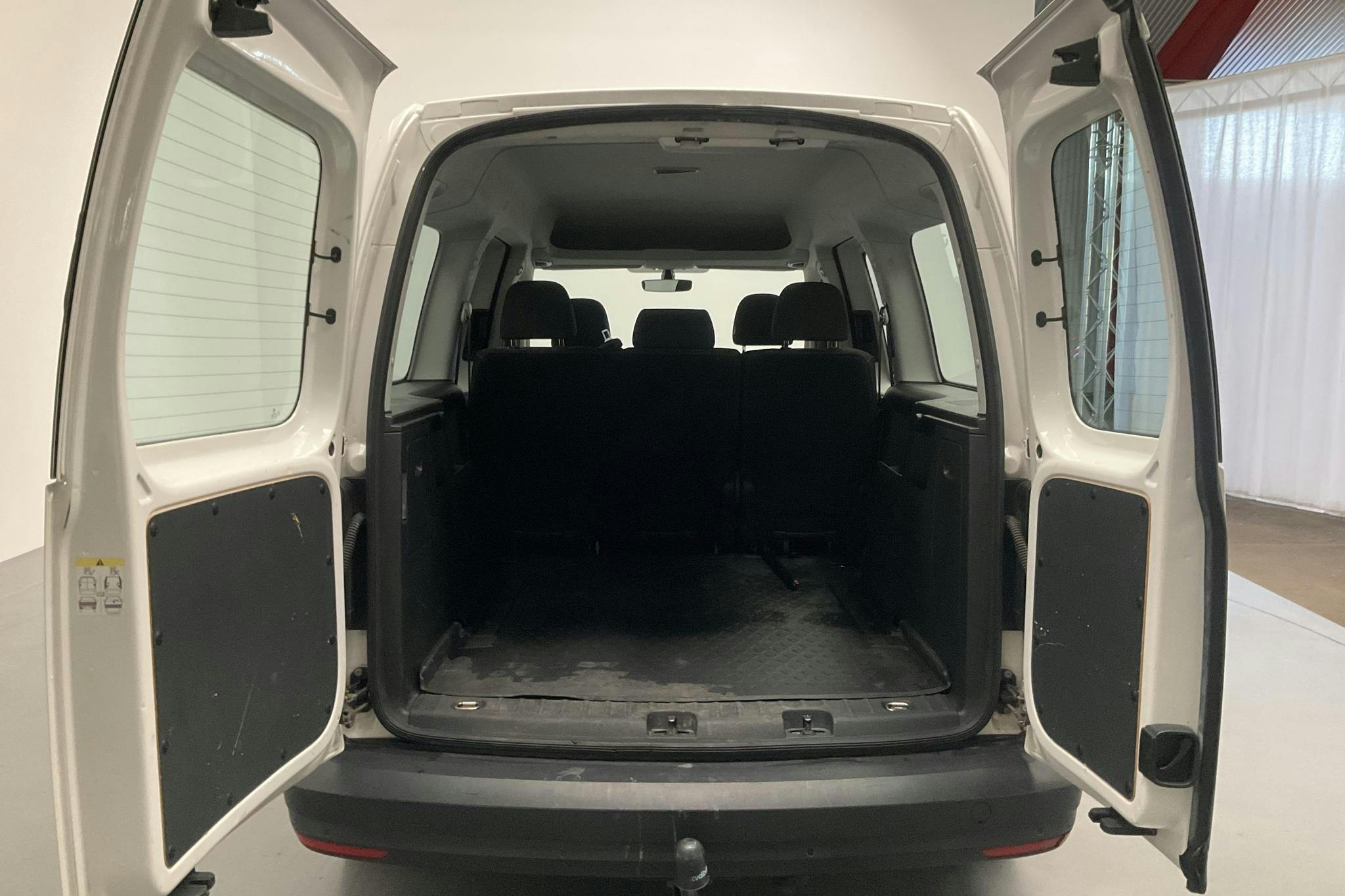 VW Caddy Maxi Life 1.4 TGI (110hk) - 7 894 mil - Manuell - vit - 2016