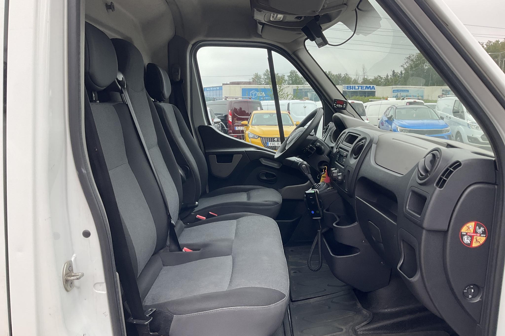 Renault Master 2.3 dCi FAP 2WD (170hk) - 13 779 mil - Automat - vit - 2018