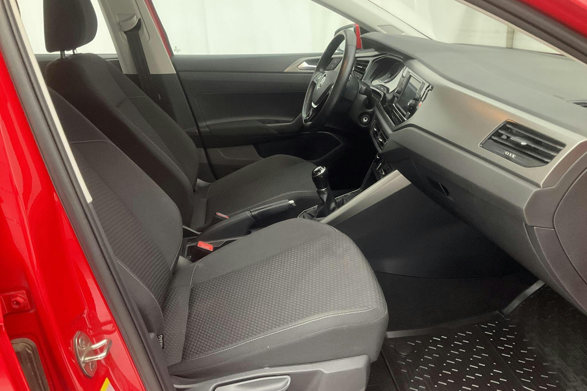 VW Polo 1.0 TSI 5dr (95hk) - 2 714 mil - Manuell - röd - 2018