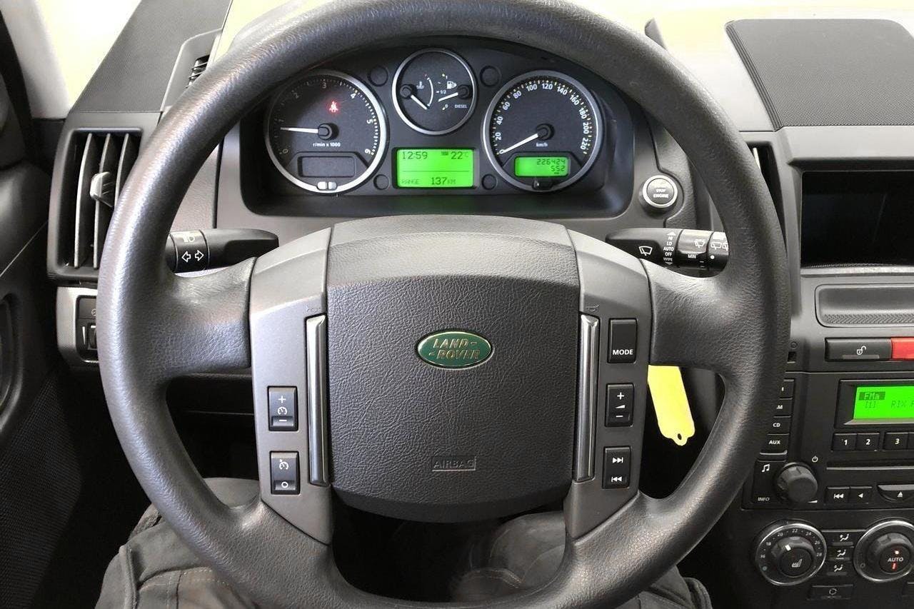 Land Rover Freelander 2 TD4 (152hk) - 226 420 km - Manual - black - 2010
