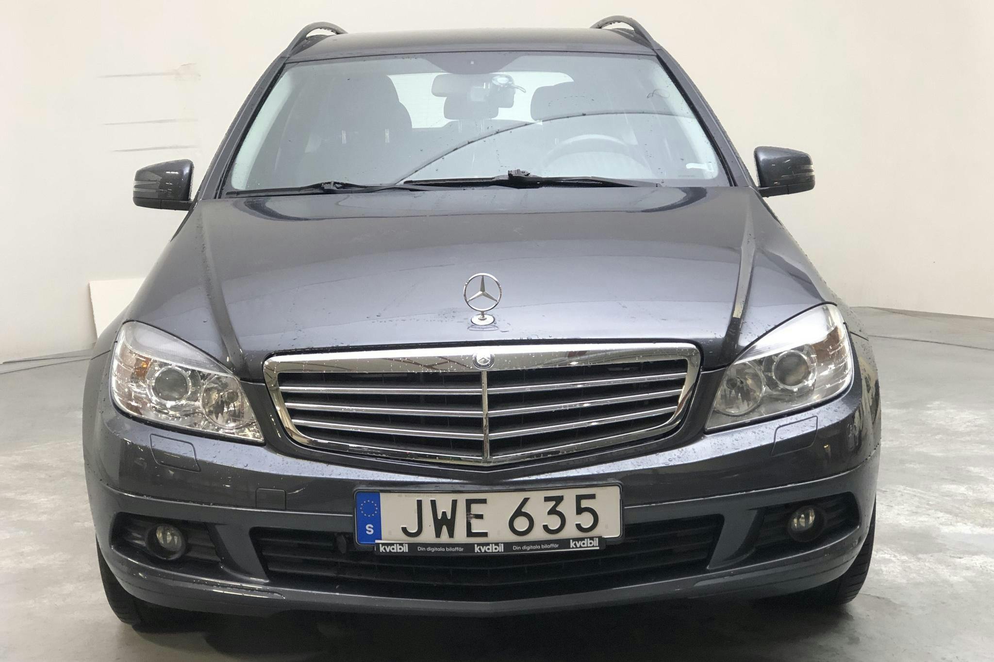Mercedes C 180 Kompressor BlueEfficiency Kombi S204 (156hk) - 13 618 mil - Automat - Dark Grey - 2009