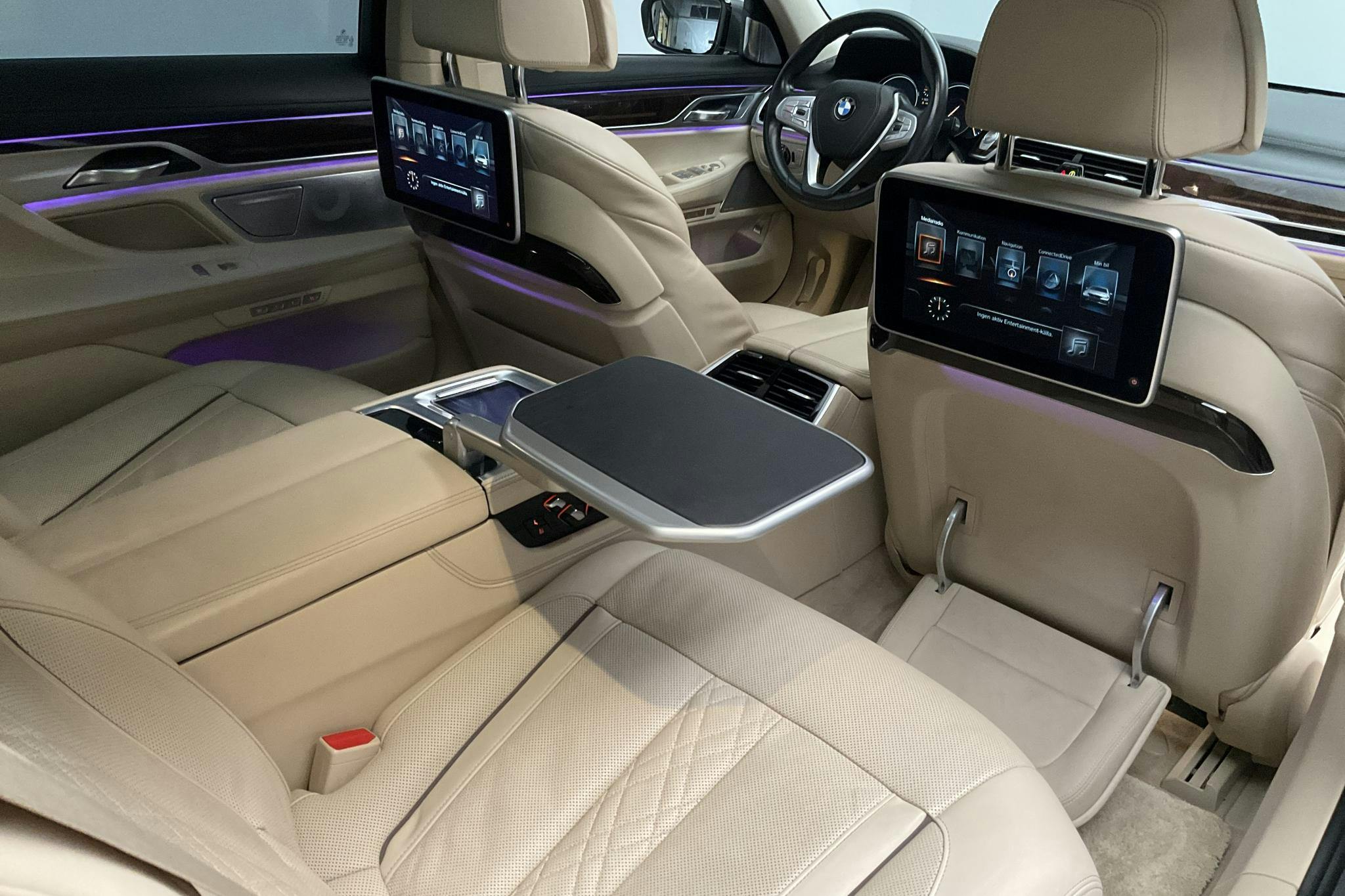 BMW 750Li xDrive Sedan, G11 (450hk) - 7 609 mil - Automat - grå - 2016