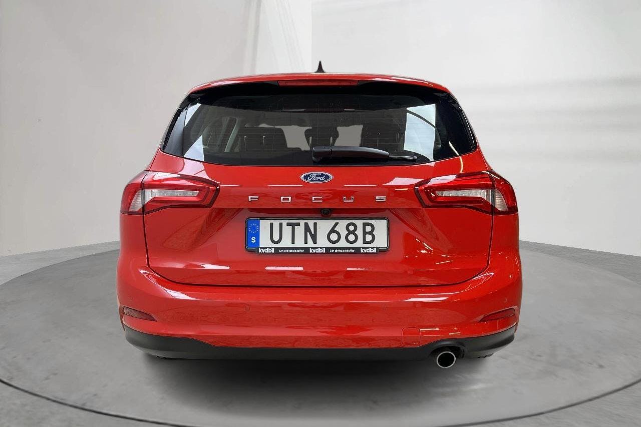 Ford Focus 1.5 TDCi Kombi (120hk) - 5 823 mil - Manuell - röd - 2021