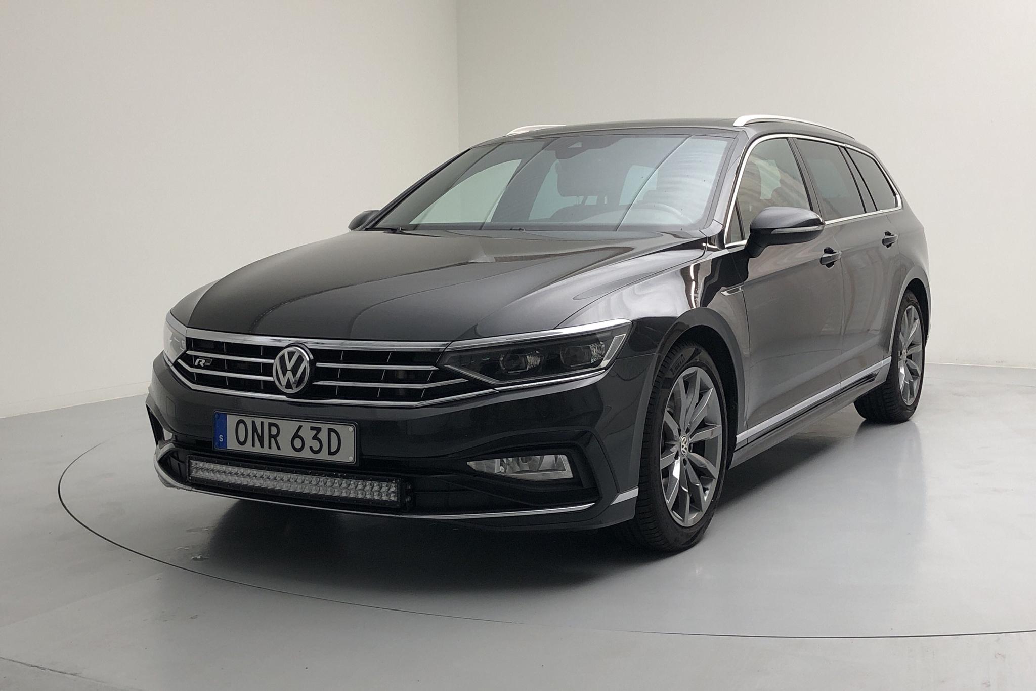 VW Passat 2.0 TDI BiTurbo Sportscombi 4MOTION (240hk)