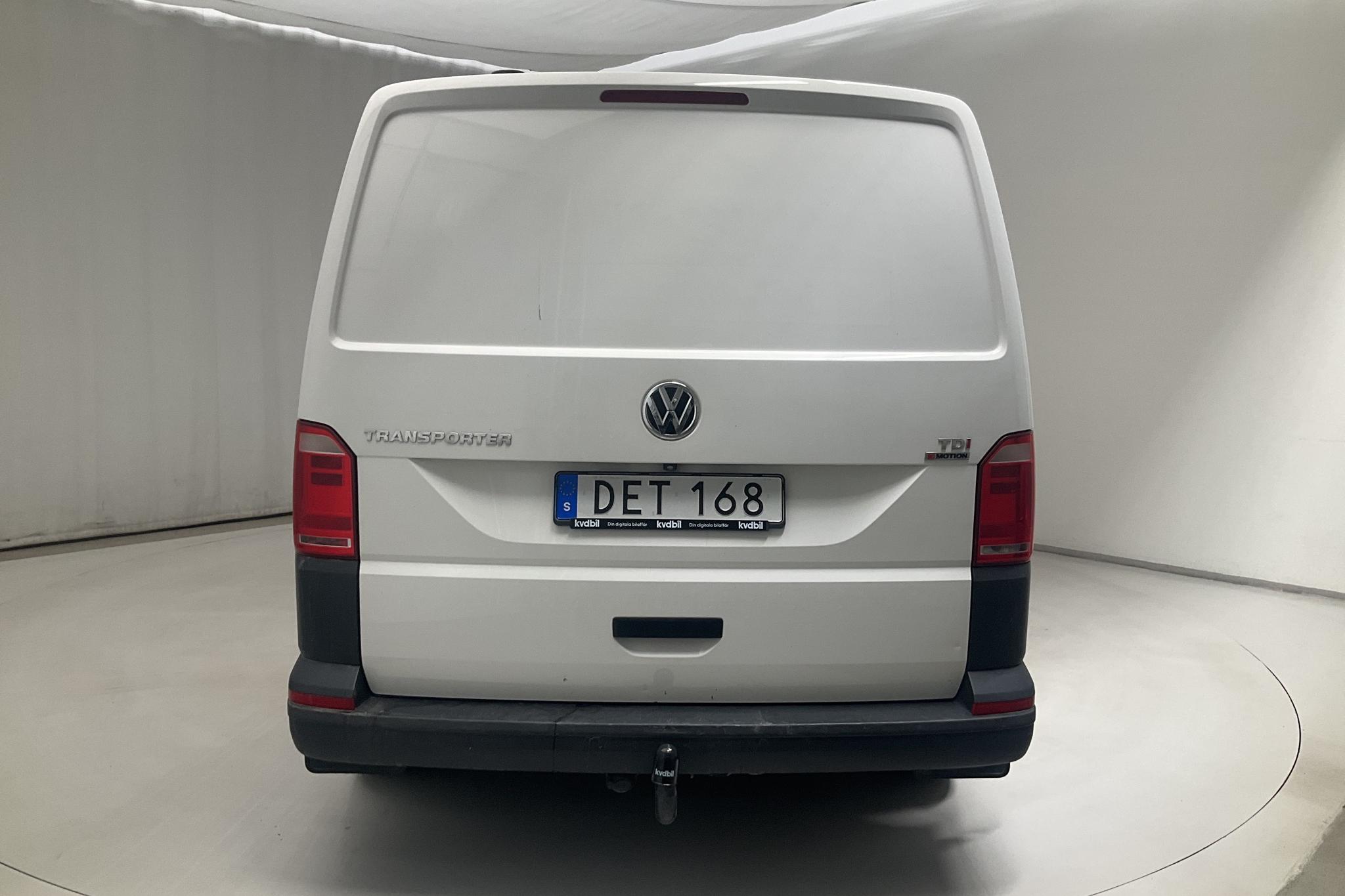 VW Transporter T6 2.0 TDI BMT Skåp 4MOTION (150hk) - 15 578 mil - Manuell - vit - 2018