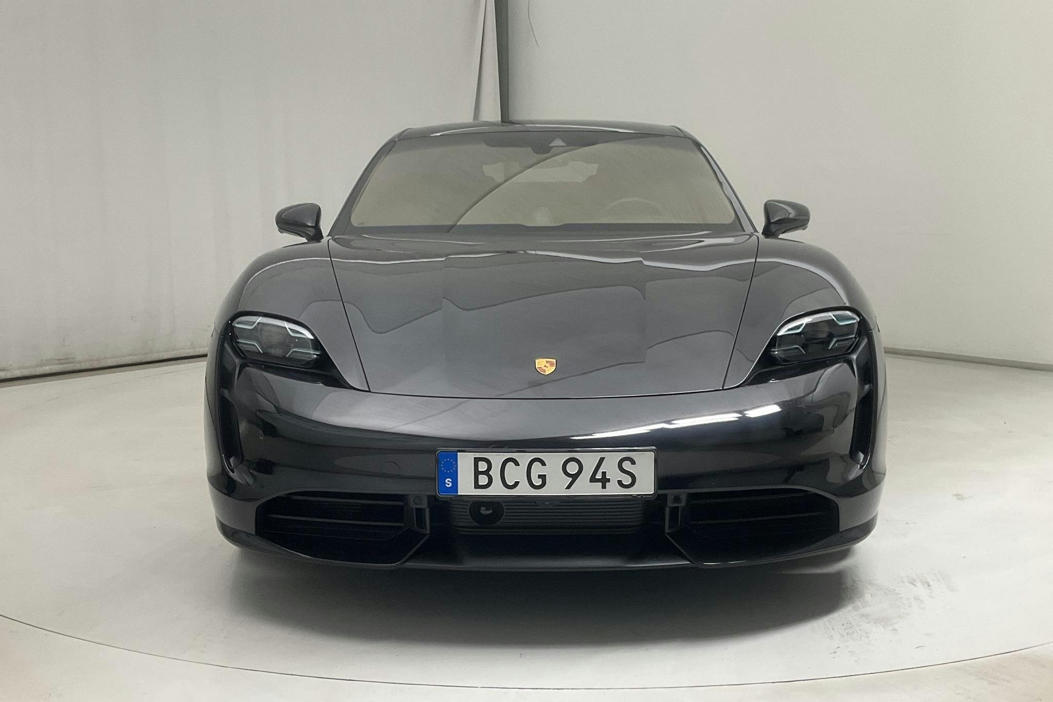 Porsche Taycan Turbo (680hk) - 23 120 km - Automatic - black - 2020