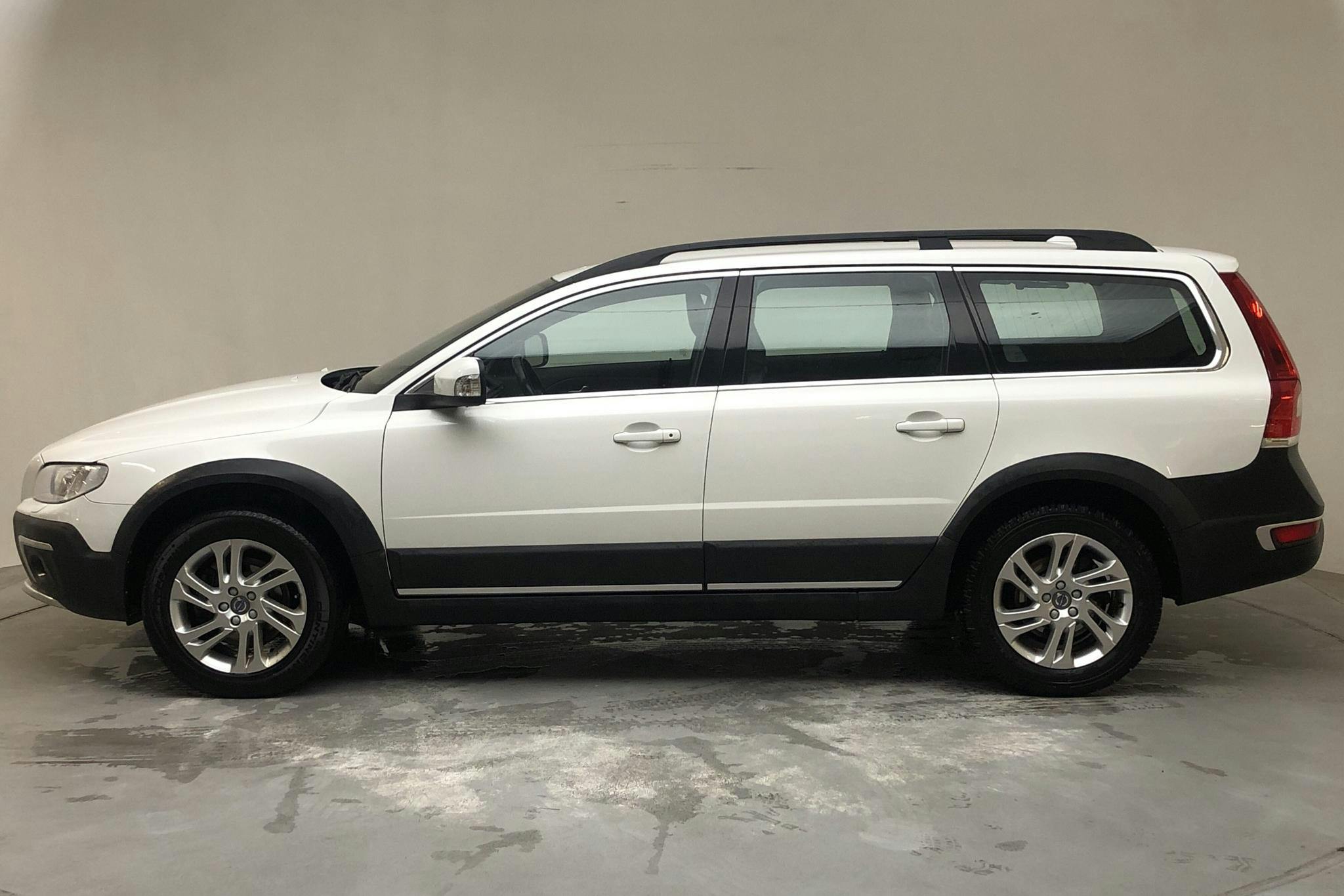 Volvo XC70 II D4 AWD (181hk) - 17 199 mil - Automat - vit - 2016