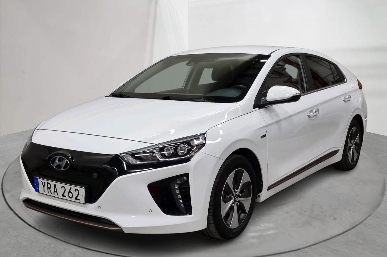 Hyundai IONIQ Electric (120hk) - 31 830 km - Automatic - white - 2019
