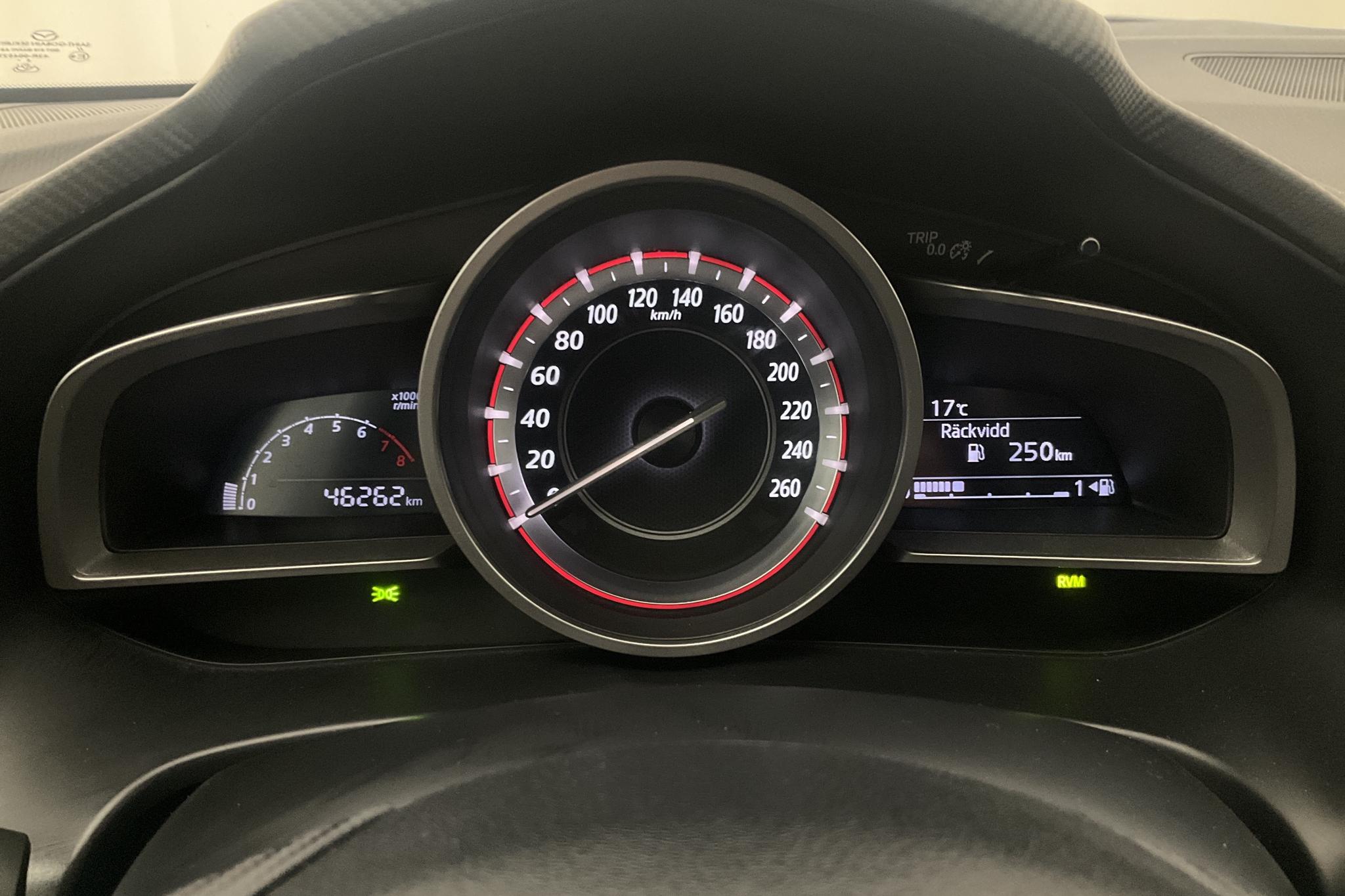 Mazda 3 2.0 5dr (120hk) - 46 260 km - Manual - gray - 2015