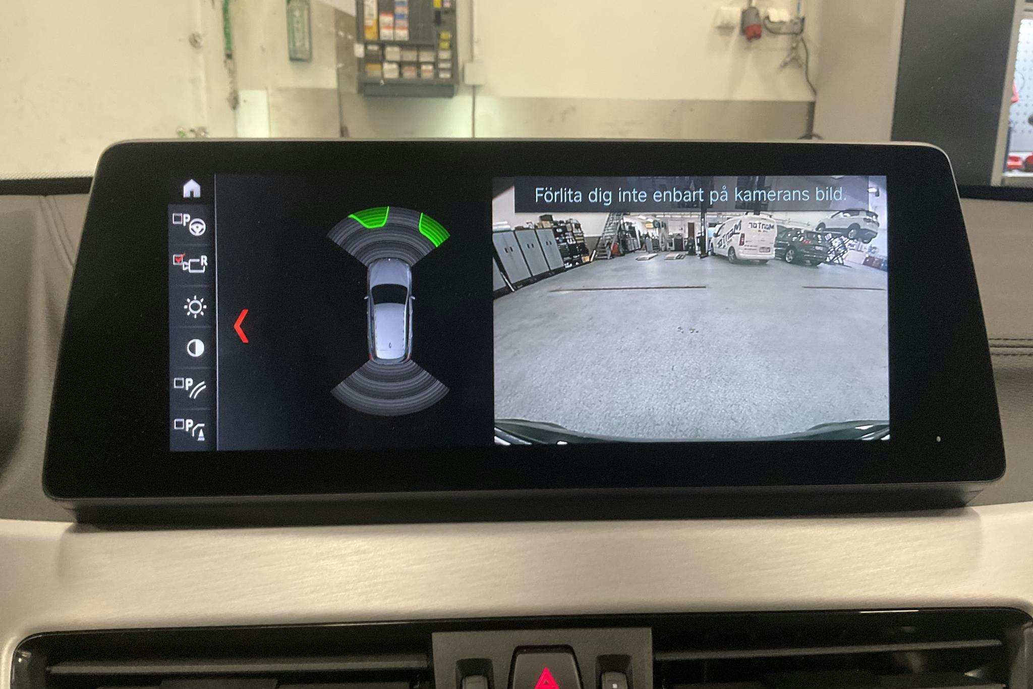 BMW X1 xDrive25e 9,7 kWh LCI, F48 (220hk) - 3 844 mil - Automat - svart - 2021