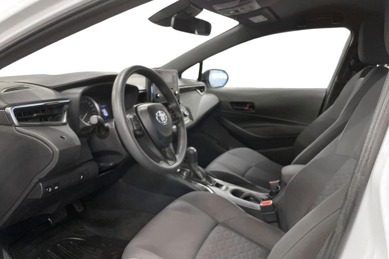 Toyota Corolla 1.8 Hybrid Touring Sports (122hk) - 4 710 mil - Automat - vit - 2019
