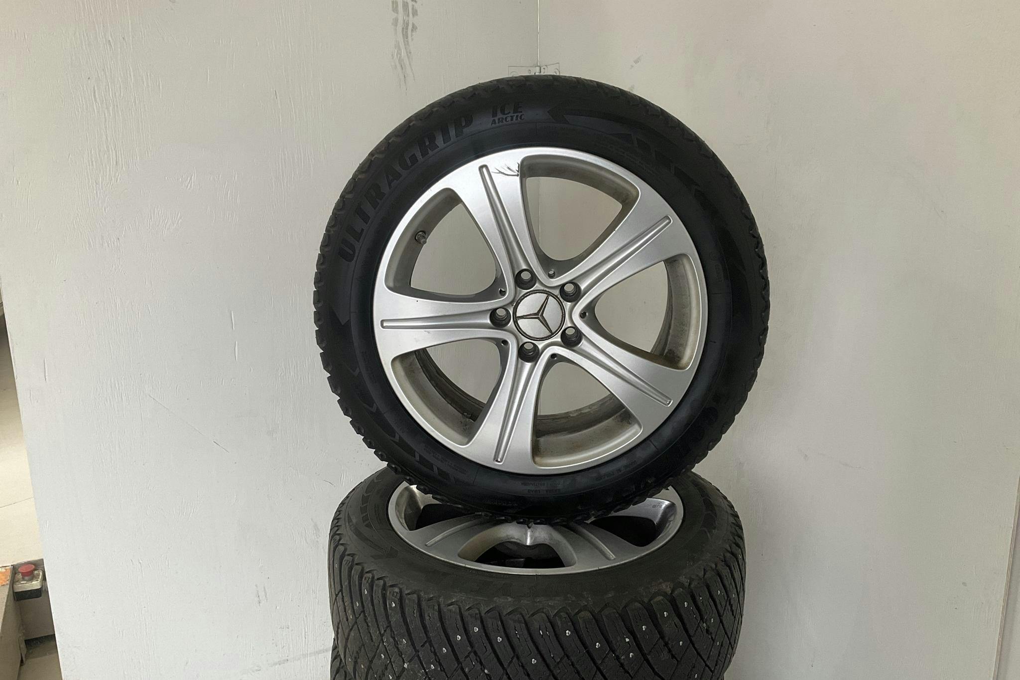 Mercedes E 220 d 4MATIC Kombi S213 (194hk) - 14 846 mil - Automat - vit - 2018