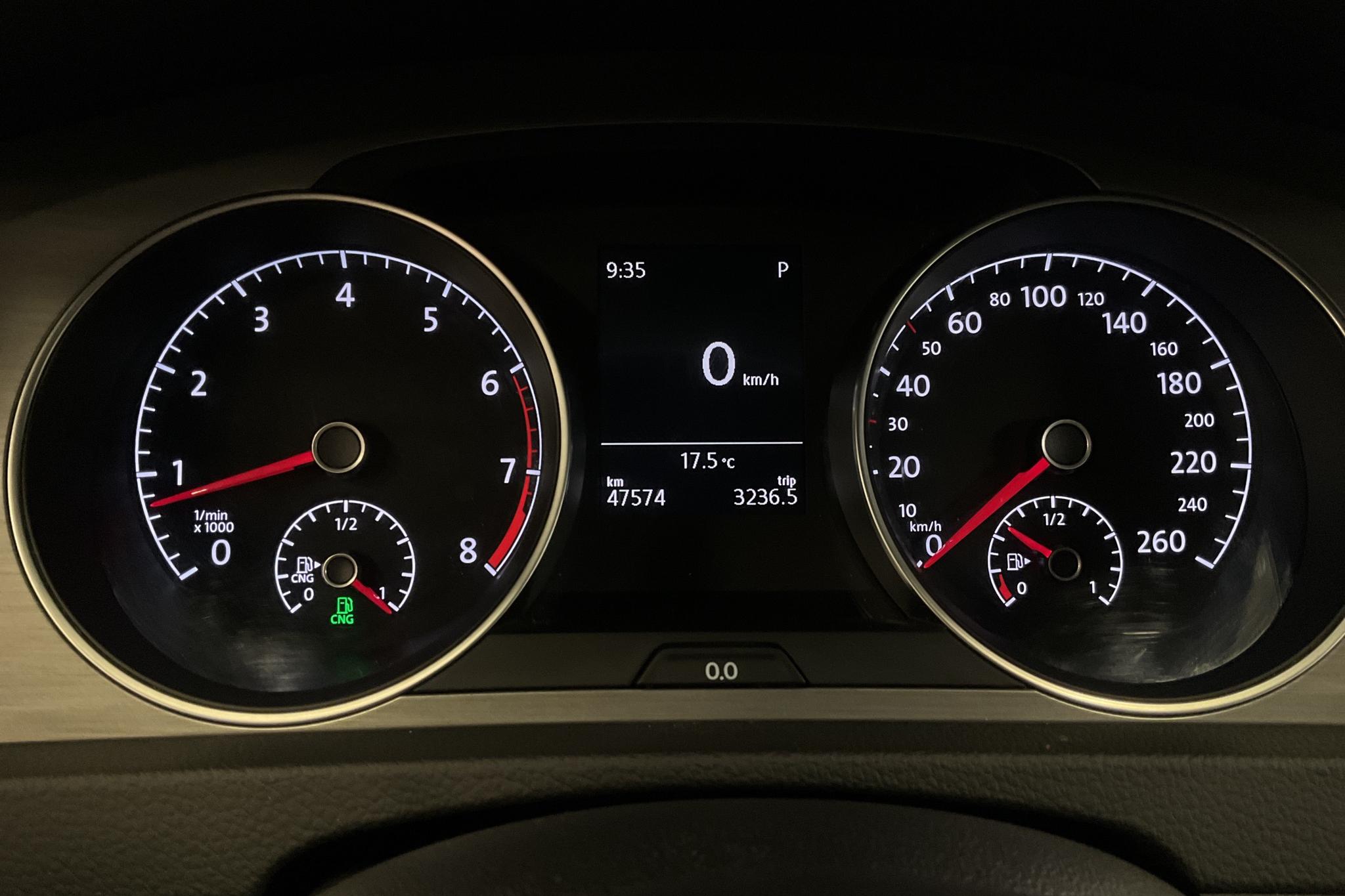 VW Golf VII 1.4 TGI BlueMotion Sportscombi (110hk) - 47 570 km - Automatic - white - 2015