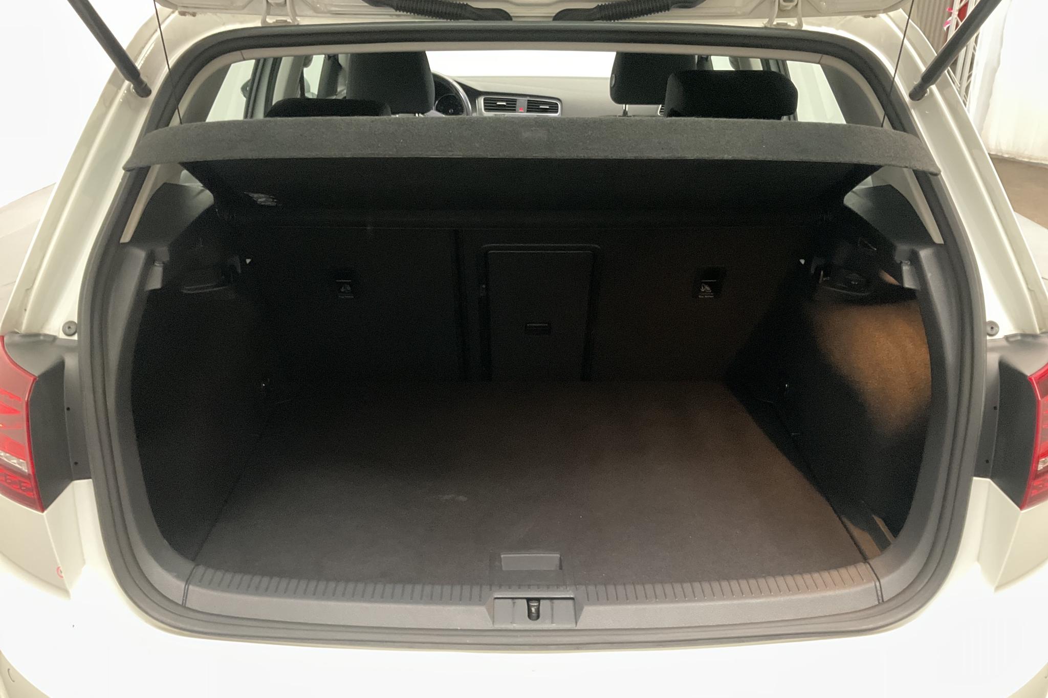 VW e-Golf VII 5dr (115hk) - 20 980 km - Automatic - white - 2017