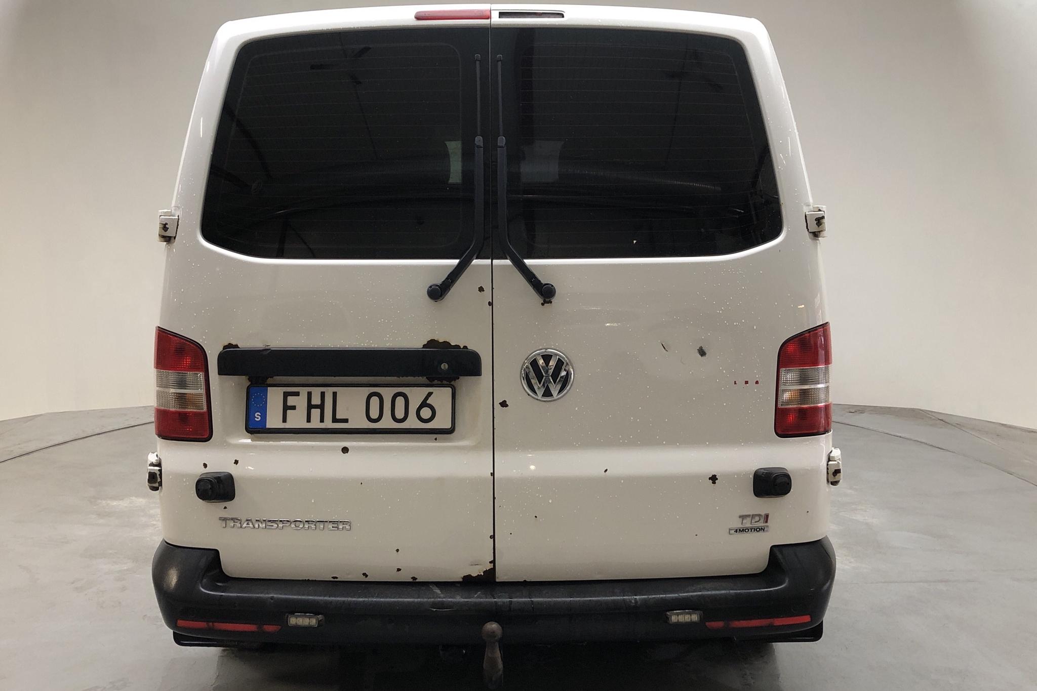 VW Transporter T5 2.0 TDI 4MOTION (140hk) - 260 280 km - Manual - white - 2014