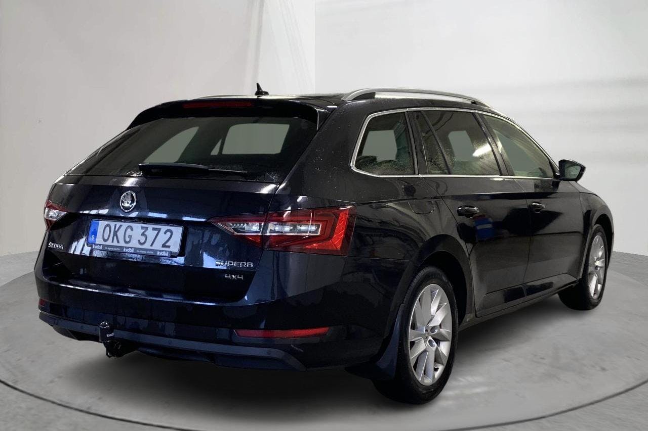 Skoda Superb 2.0 TDI 4x4 Kombi (190hk) - 192 530 km - Automatic - black - 2017