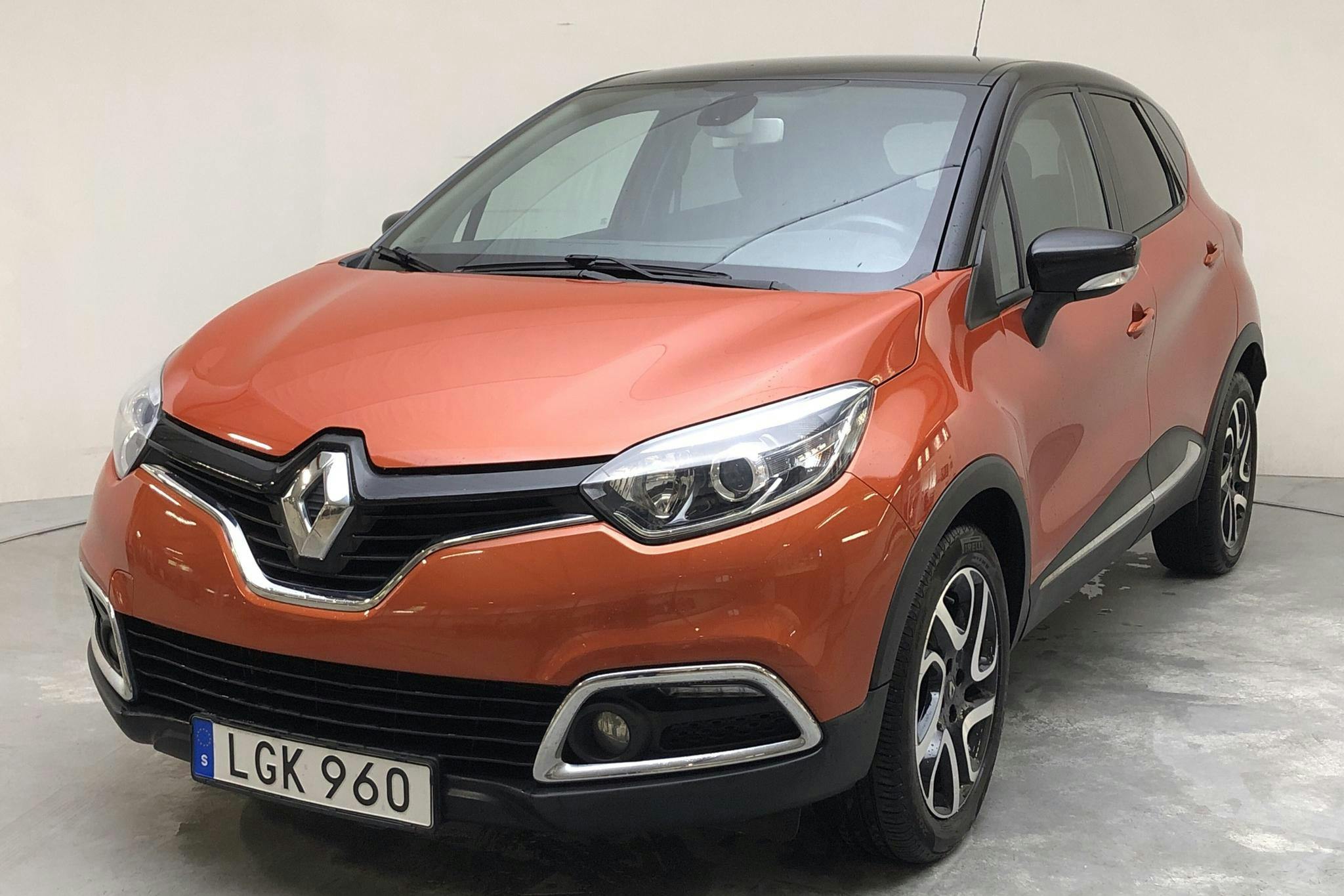 Renault Captur 1.2 TCe (120hk) - 13 842 mil - Automat - 2016
