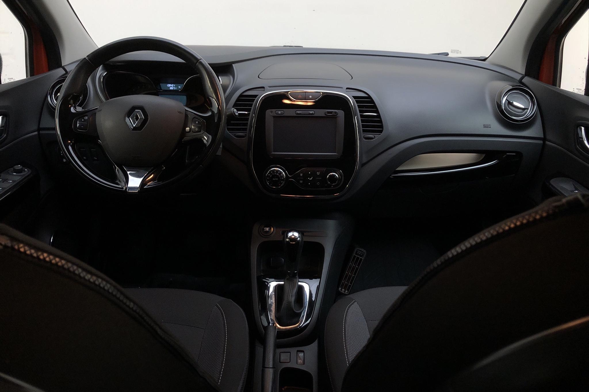 Renault Captur 1.2 TCe (120hk) - 13 842 mil - Automat - 2016