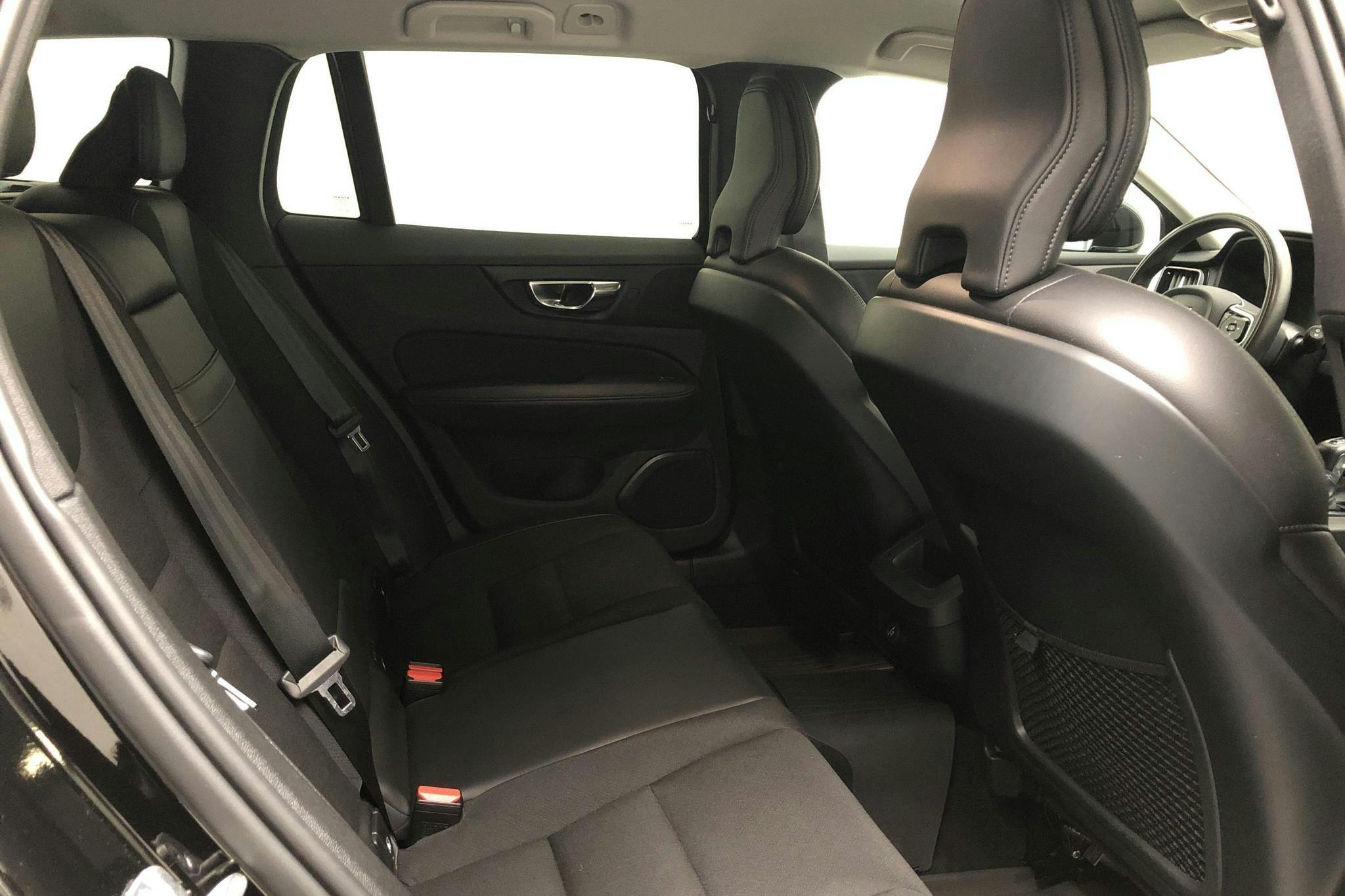 Volvo V60 D4 (190hk) - 85 560 km - Automatic - black - 2020