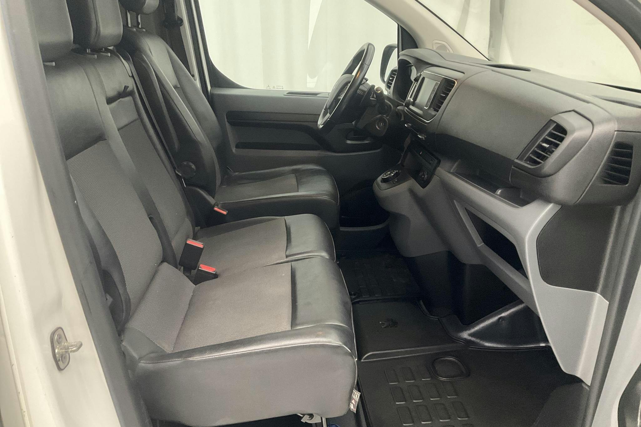 Peugeot Expert BlueHDi Skåp (120hk) - 13 312 mil - Automat - vit - 2020