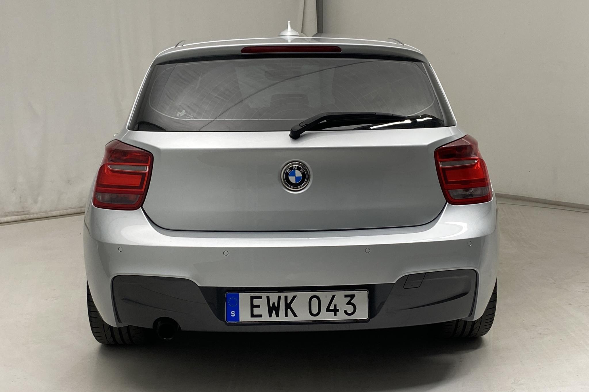 BMW 116i 5dr, F20 (136hk) - 96 410 km - Manual - silver - 2015
