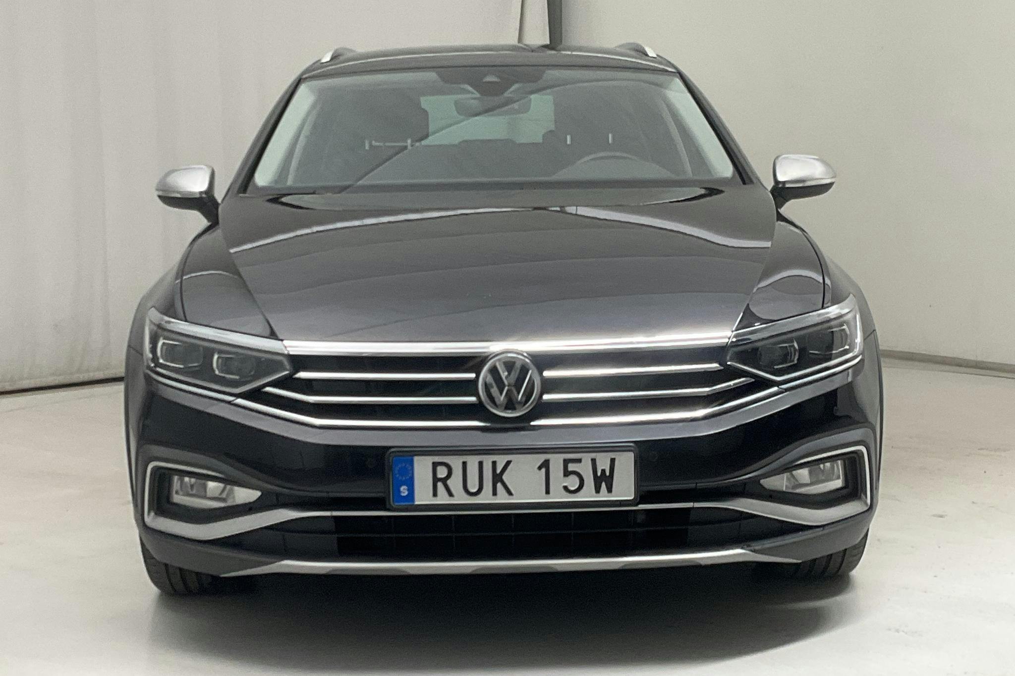 VW Passat 2.0 TDI Sportscombi 4MOTION (190hk) - 100 410 km - Automatic - black - 2020