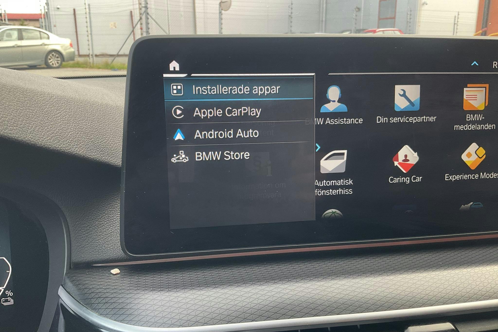 BMW 530e xDrive Touring, G31 12kWh LCI (292hk) - 11 644 mil - Automat - svart - 2022