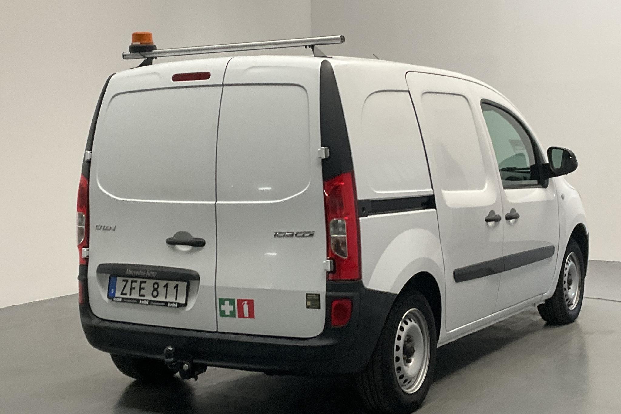 Mercedes Citan 109 1.5 CDI (90hk) - 6 768 mil - Manuell - vit - 2018