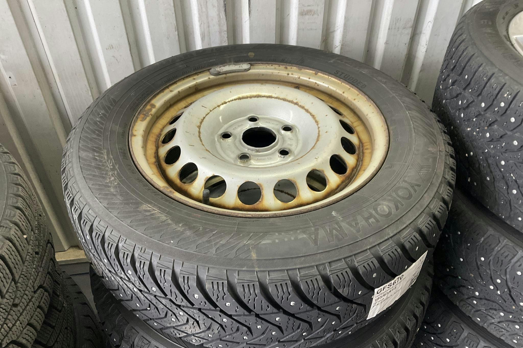 VW Caddy 2.0 TDI Skåp (102hk) - 11 933 mil - Manuell - vit - 2020