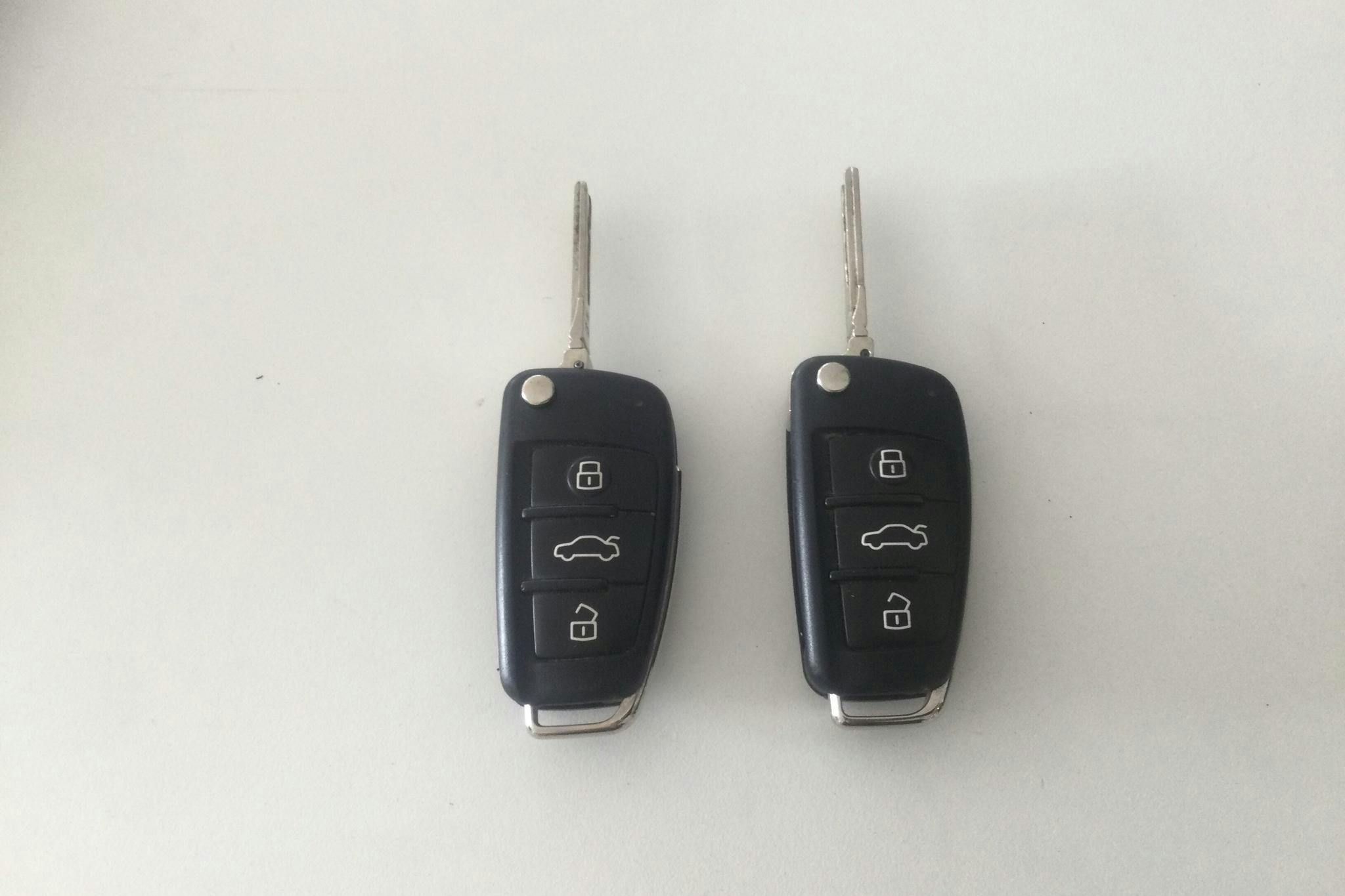 Audi A3 2.0 TDI Sportback quattro (150hk) - 125 350 km - Manual - white - 2014