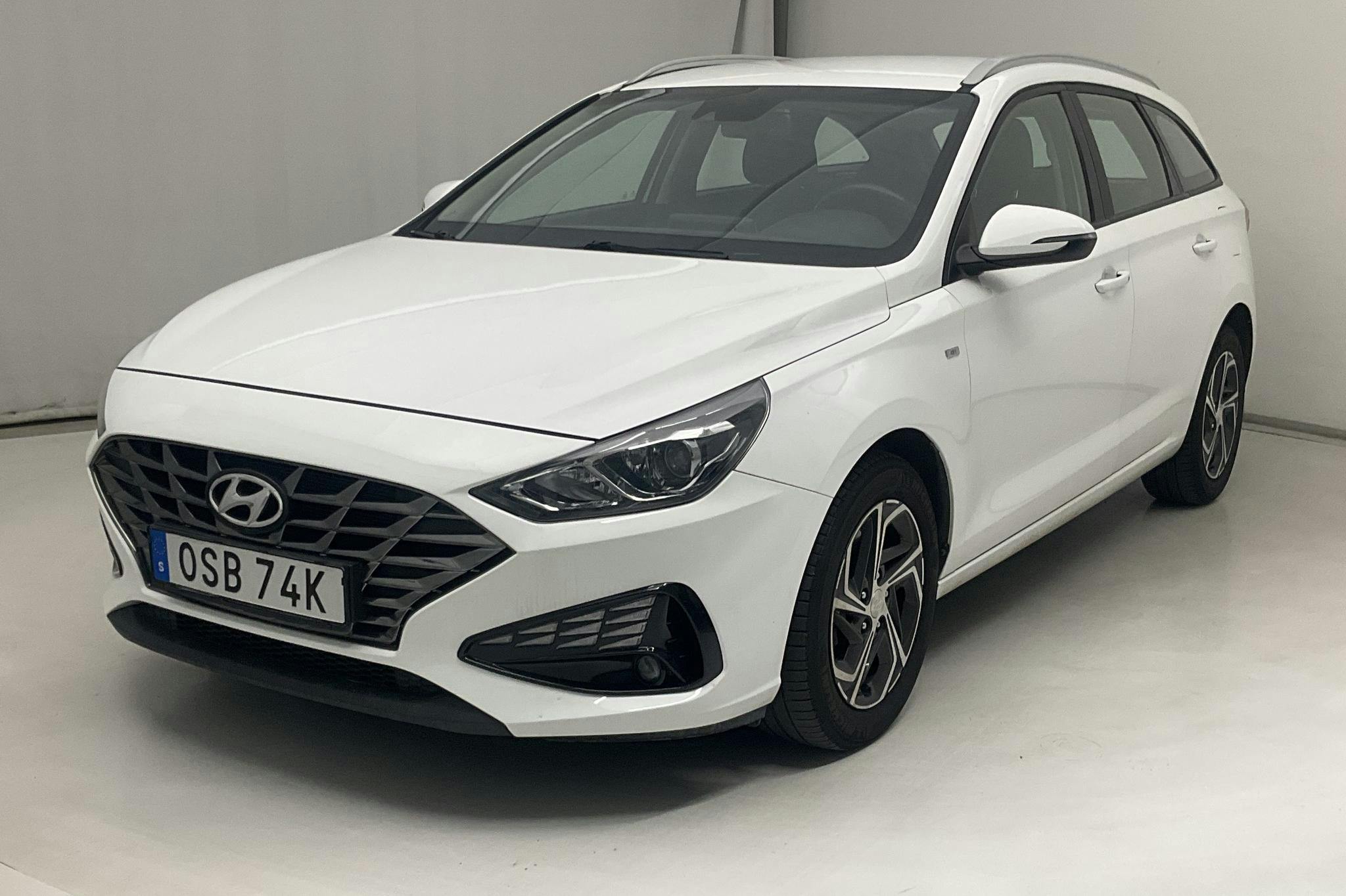 Hyundai i30 1.0 T-GDi Kombi (120hk) - 5 068 mil - Automat - vit - 2021
