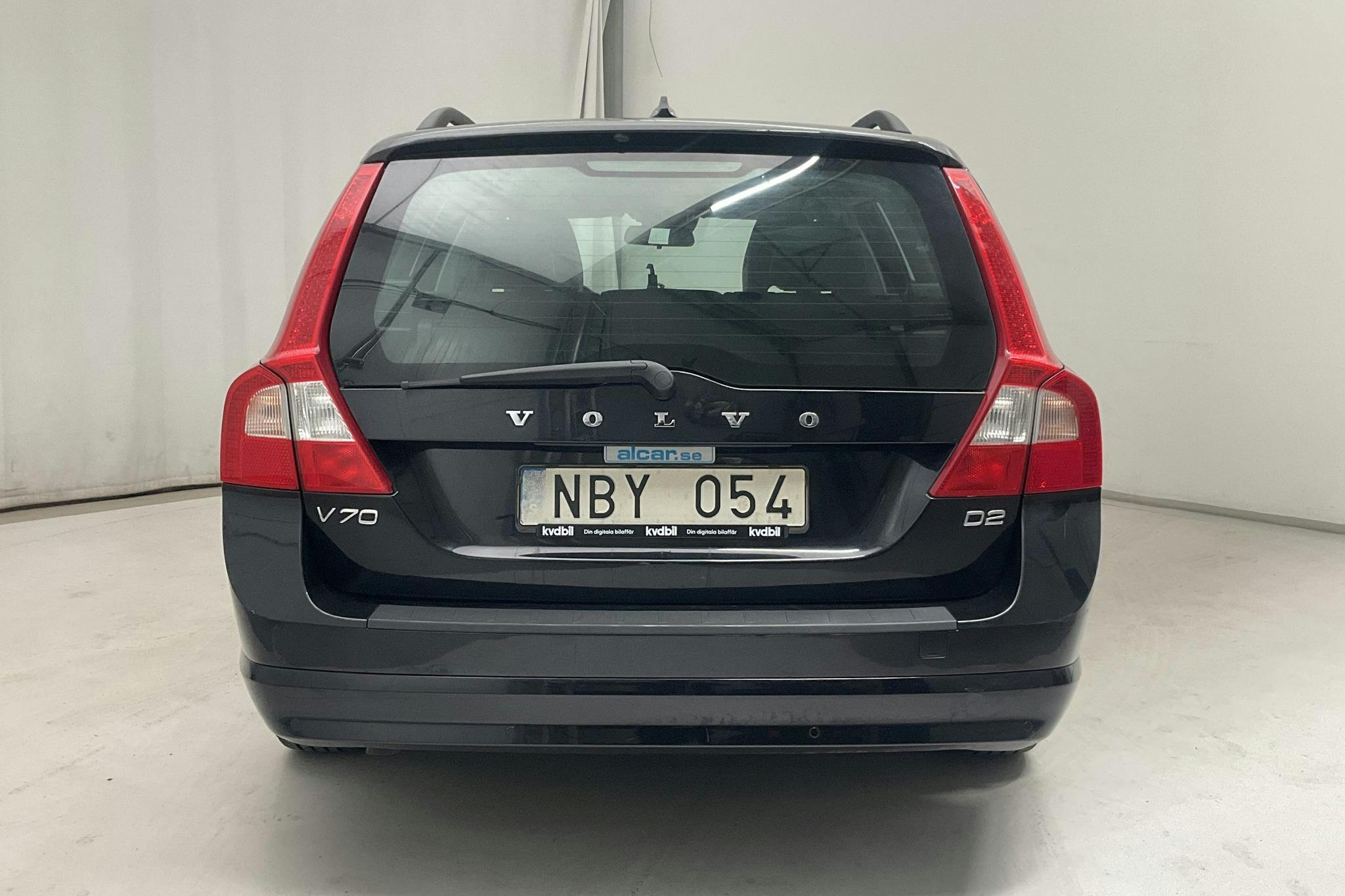 Volvo V70 II D2 (115hk) - 152 860 km - Manual - black - 2013