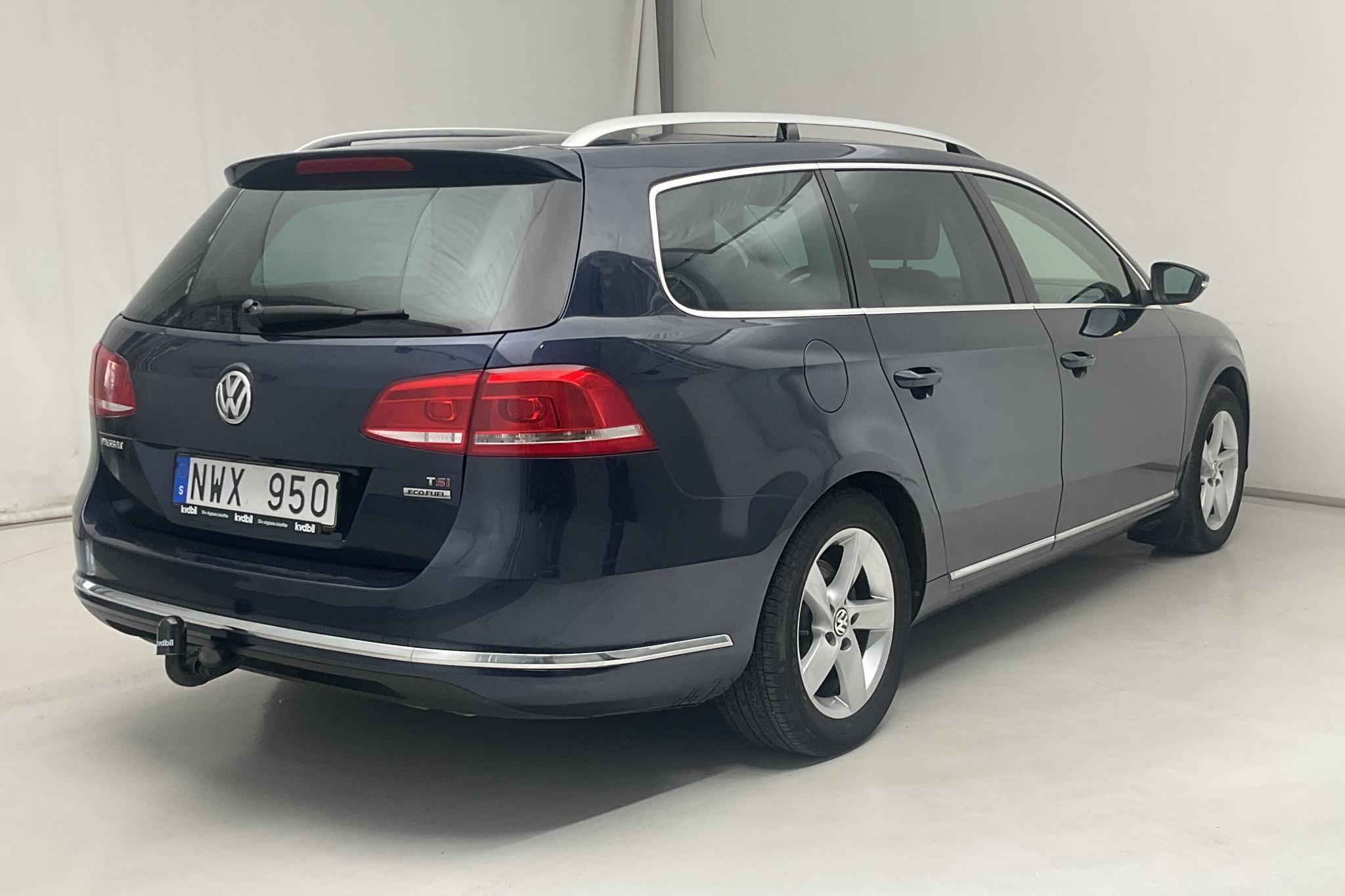VW Passat 1.4 TSI EcoFuel Variant (150hk) - 14 661 mil - Automat - Dark Blue - 2014