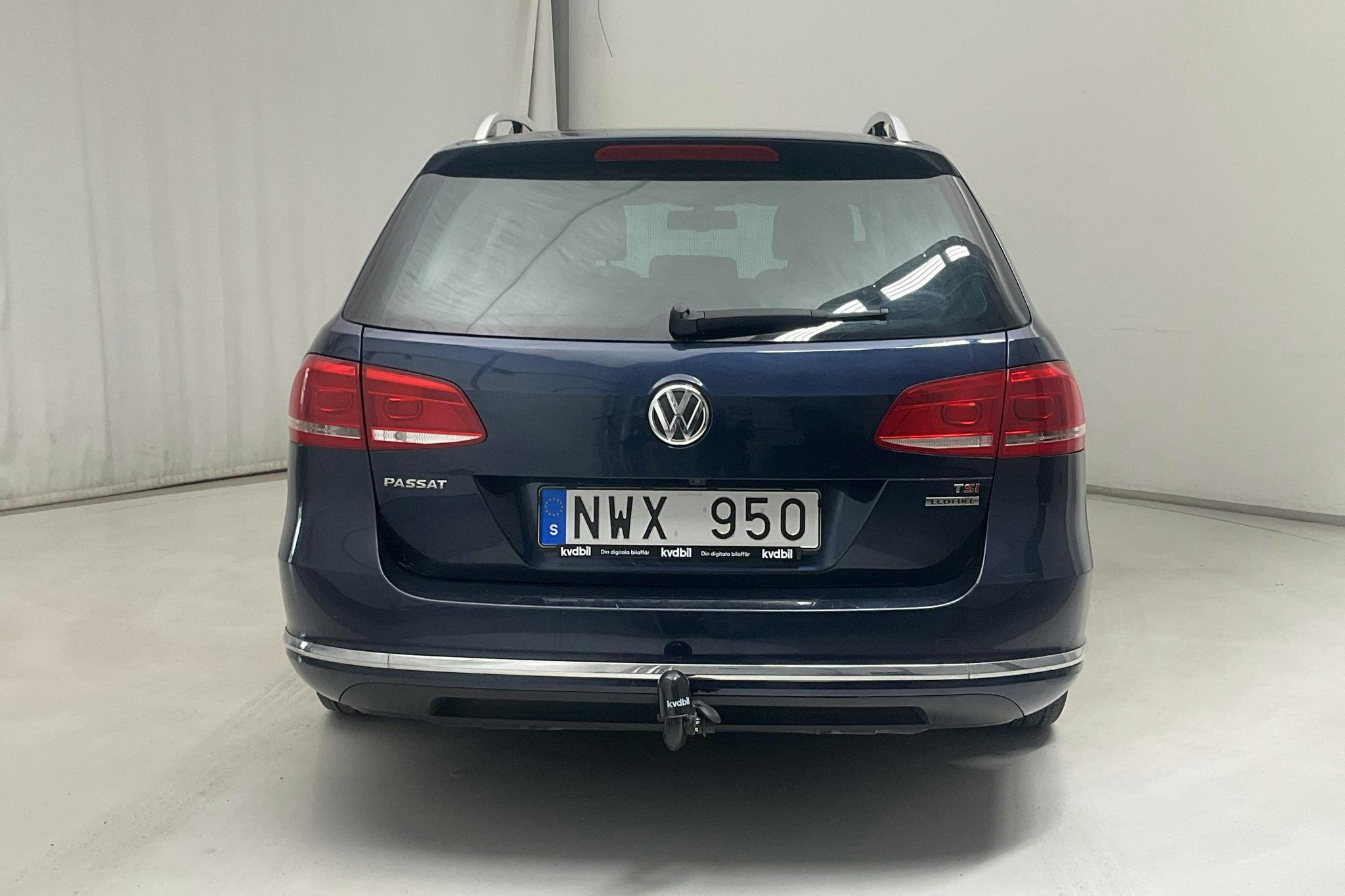 VW Passat 1.4 TSI EcoFuel Variant (150hk) - 14 661 mil - Automat - Dark Blue - 2014
