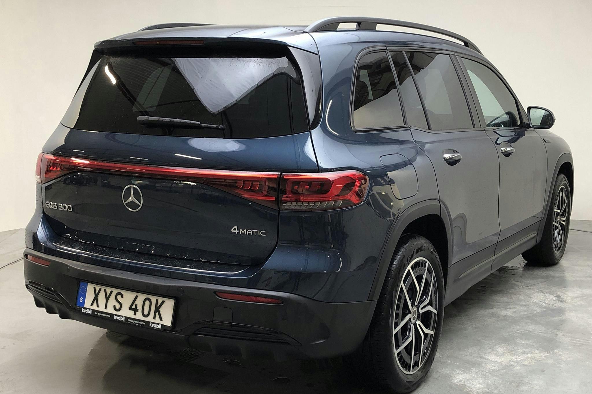 Mercedes EQB 300 4MATIC X243 (228hk) - 3 552 mil - Automat - blå - 2022
