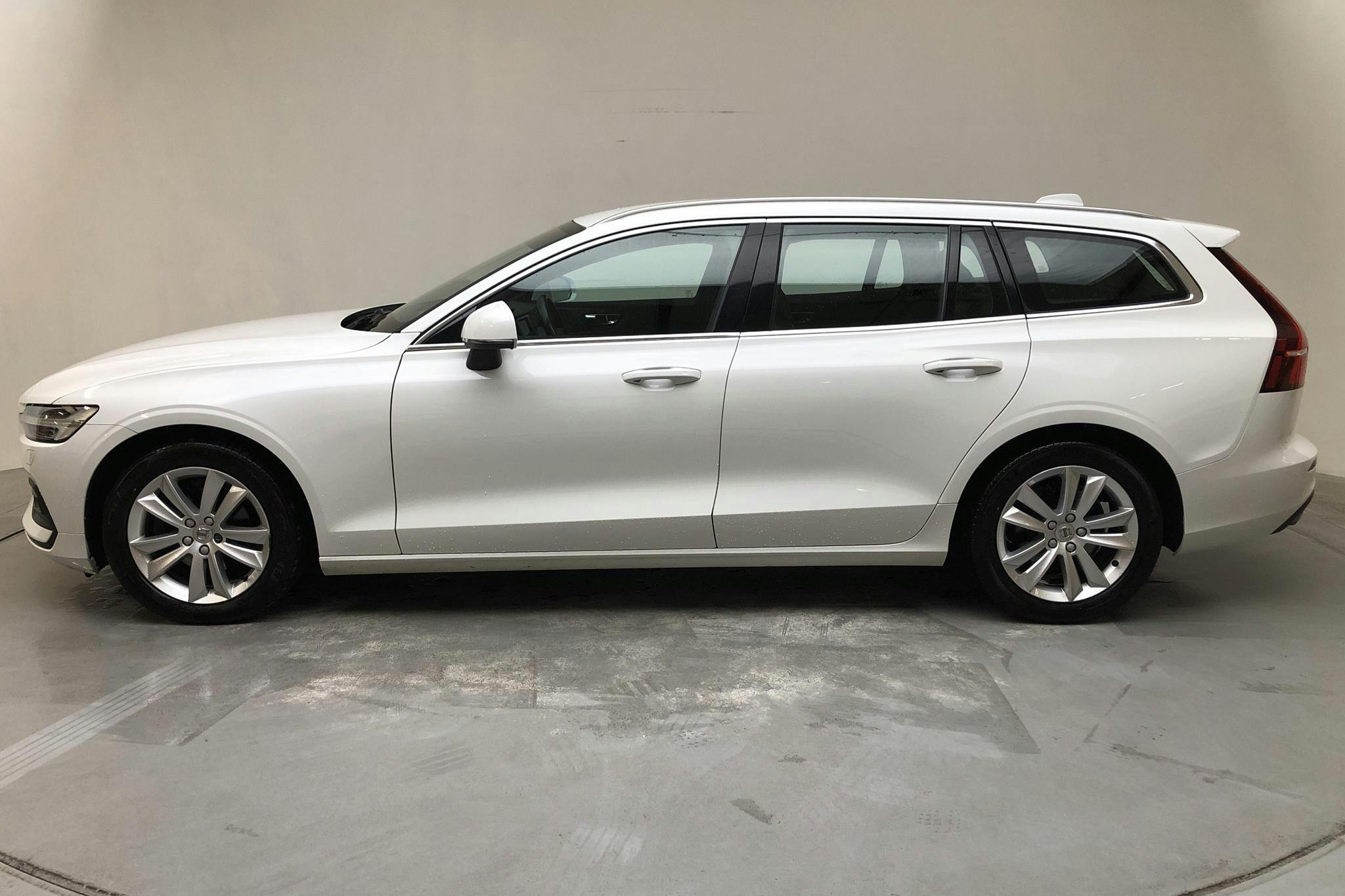 Volvo V60 D3 AWD (150hk) - 6 284 mil - Automat - vit - 2020