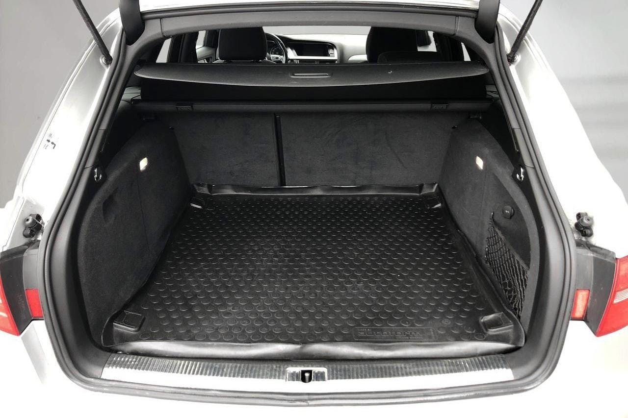 Audi A4 2.0 TDI Avant quattro (177hk) - 155 190 km - Automatic - silver - 2014